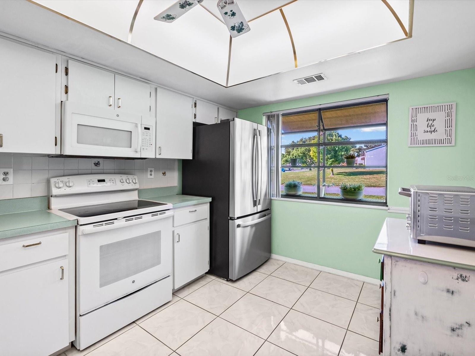11430 CARRIAGE HILL DRIVE, #2, Port Richey, FL 34668