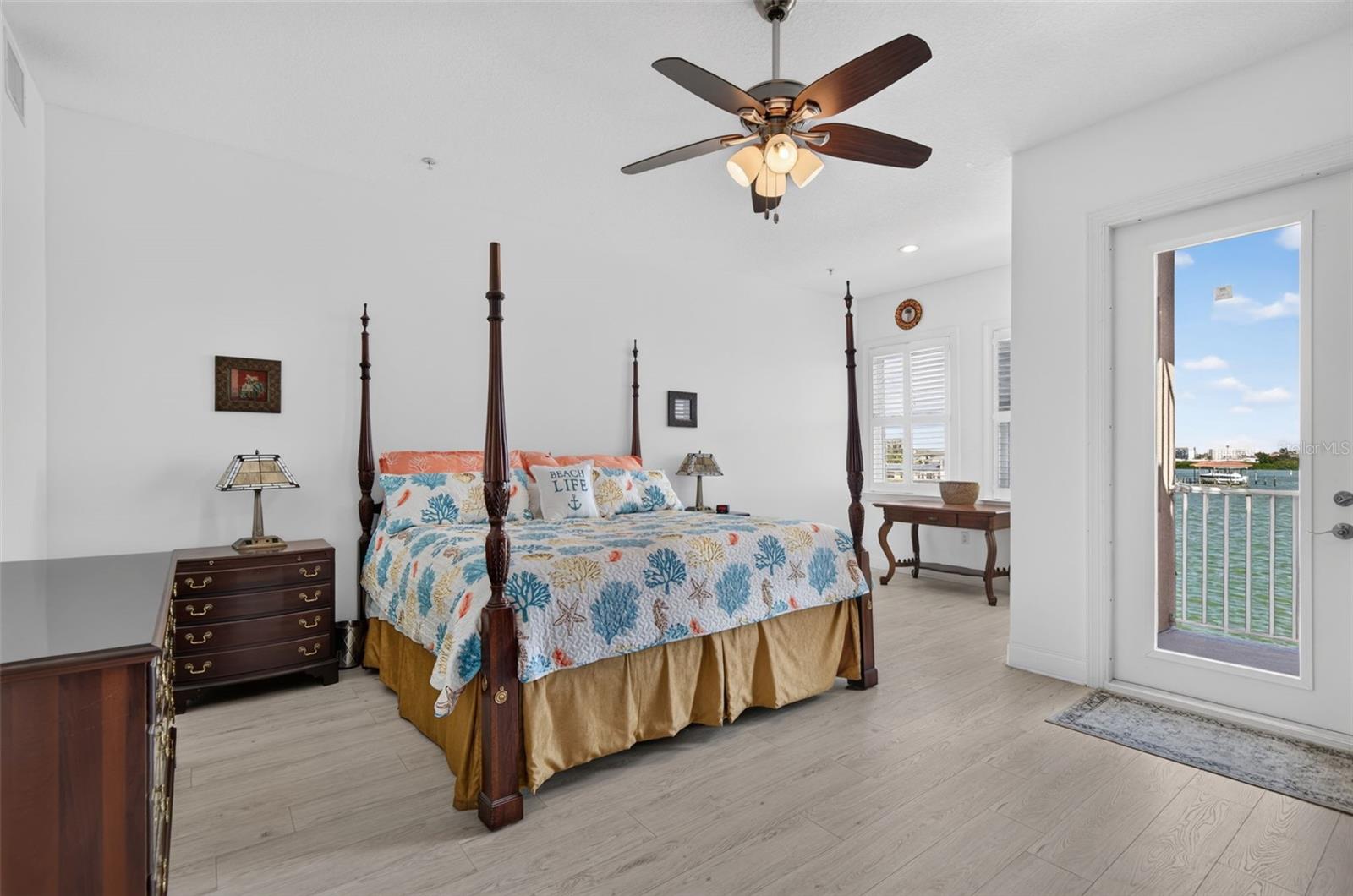 200 BRIGHTWATER DRIVE, #3, Clearwater, FL 33767