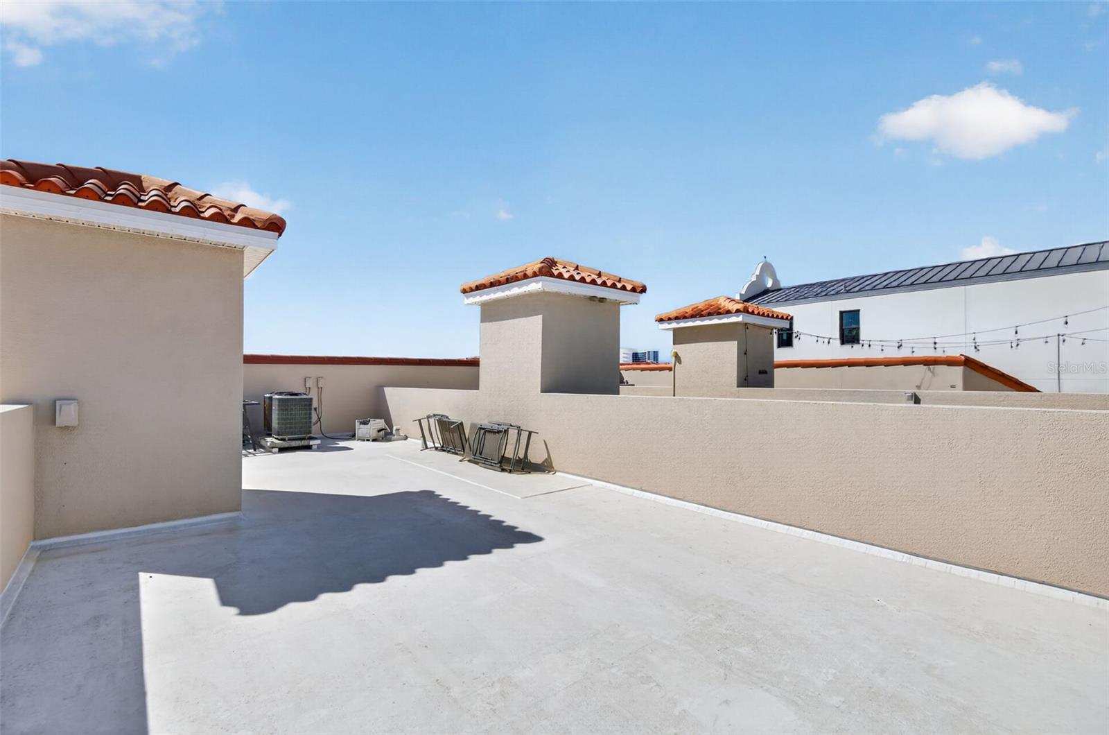 200 BRIGHTWATER DRIVE, #3, Clearwater, FL 33767