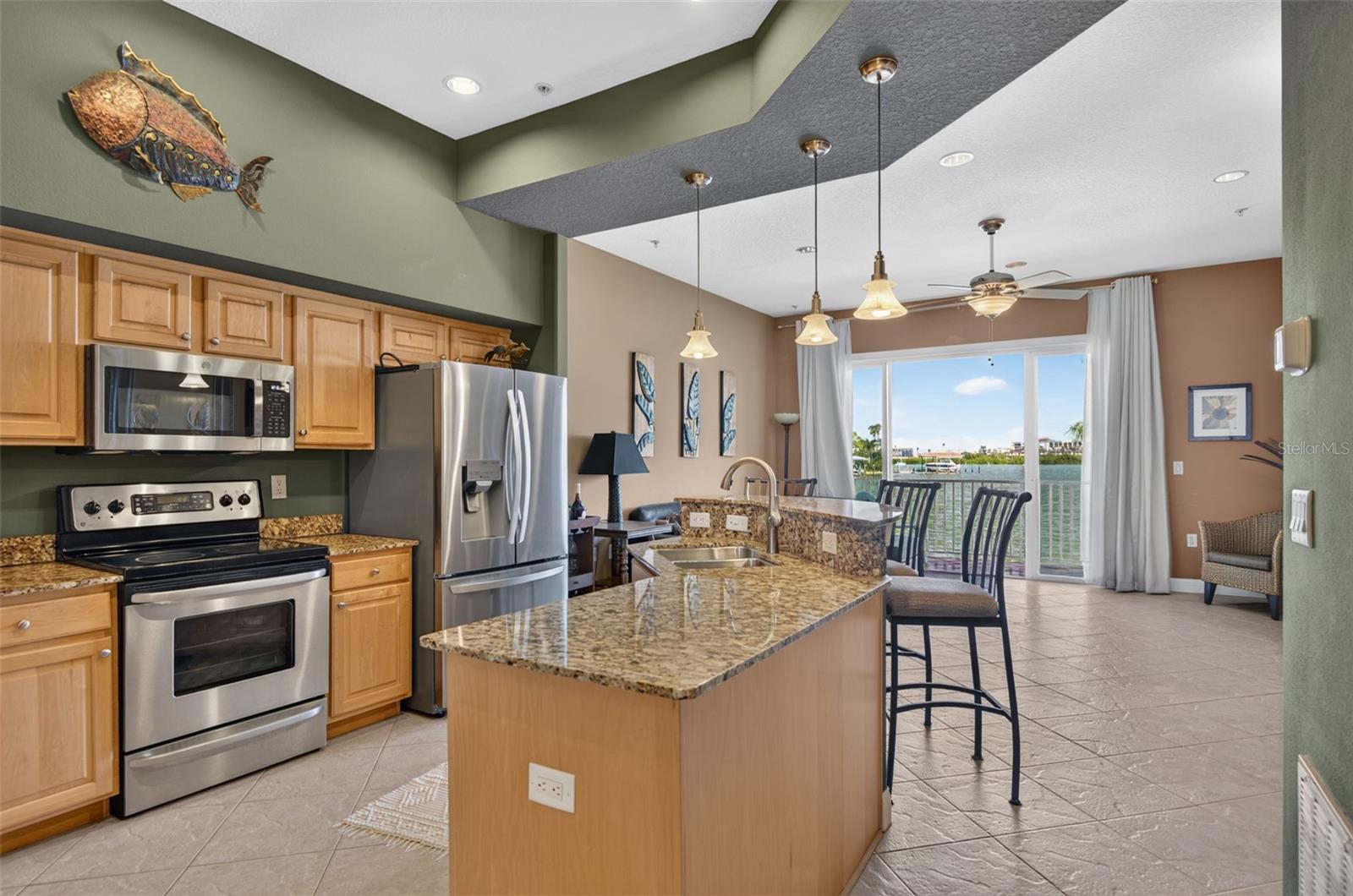 200 BRIGHTWATER DRIVE, #3, Clearwater, FL 33767