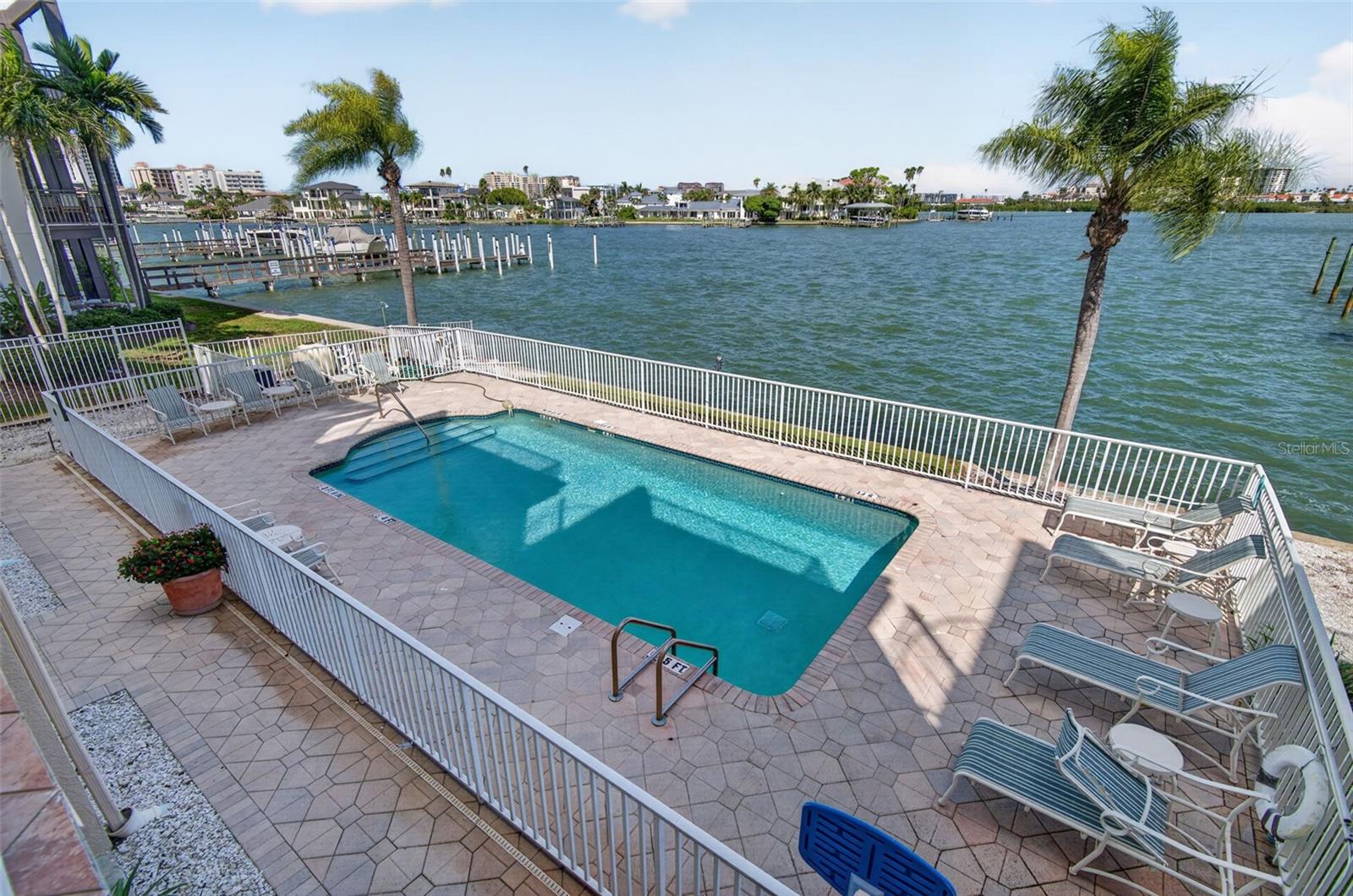 200 BRIGHTWATER DRIVE, #3, Clearwater, FL 33767