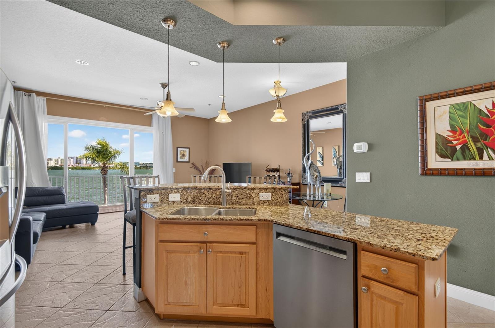 200 BRIGHTWATER DRIVE, #3, Clearwater, FL 33767
