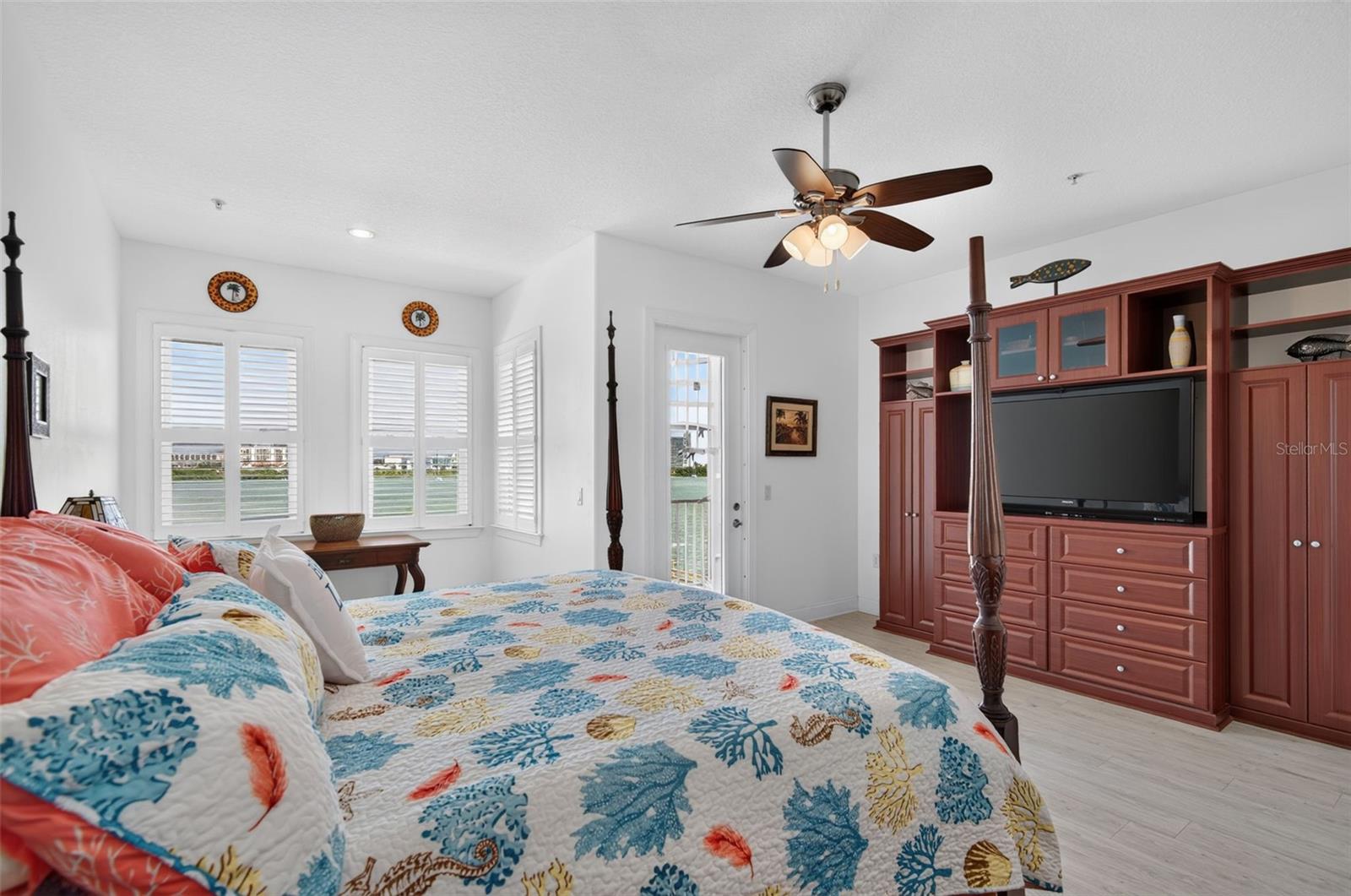 200 BRIGHTWATER DRIVE, #3, Clearwater, FL 33767