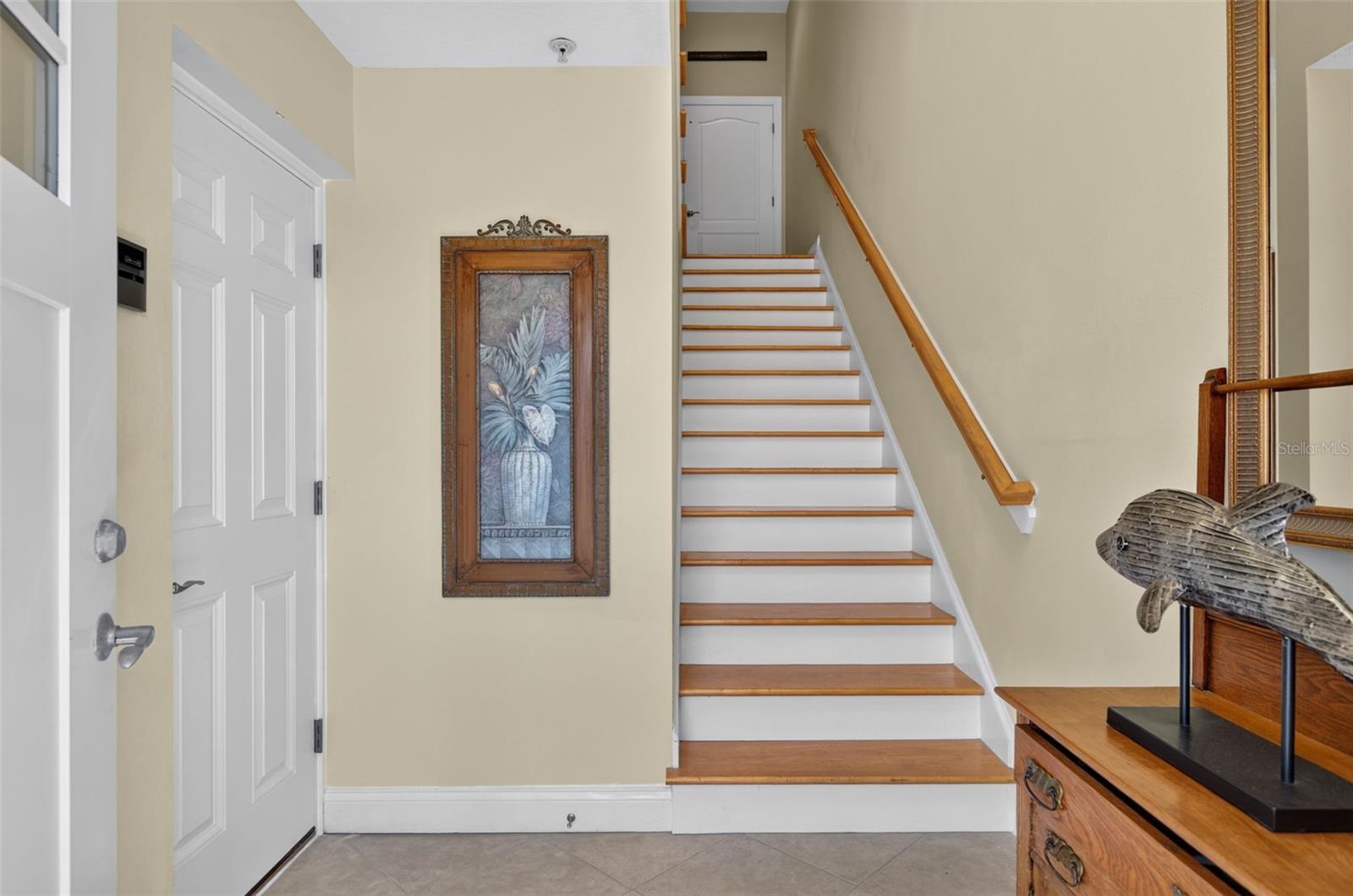 200 BRIGHTWATER DRIVE, #3, Clearwater, FL 33767