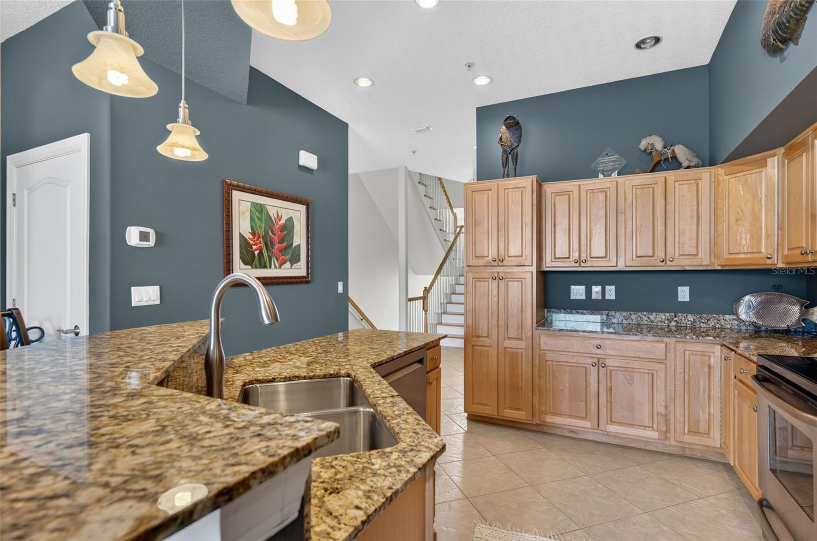 200 BRIGHTWATER DRIVE, #3, Clearwater, FL 33767