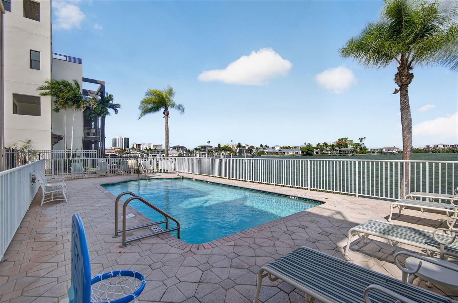200 BRIGHTWATER DRIVE, #3, Clearwater, FL 33767