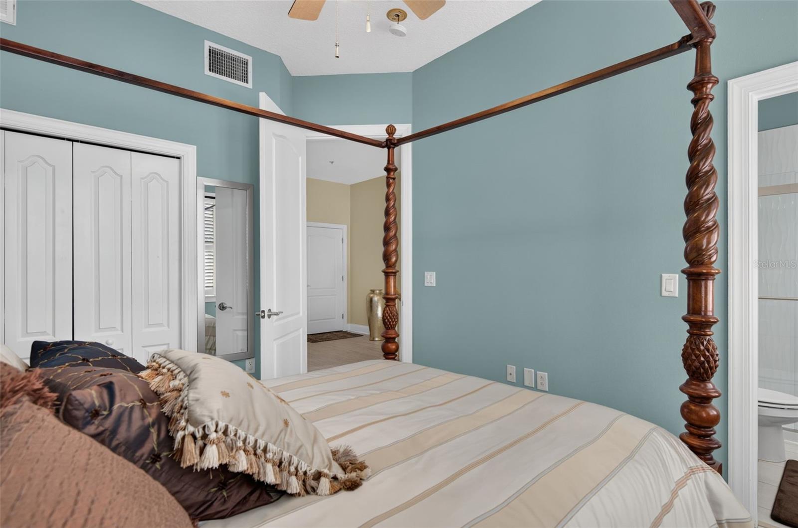 200 BRIGHTWATER DRIVE, #3, Clearwater, FL 33767