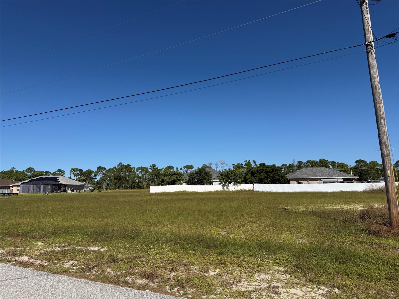 29 NW 33RD TERRACE, #40, Cape Coral, FL 33993