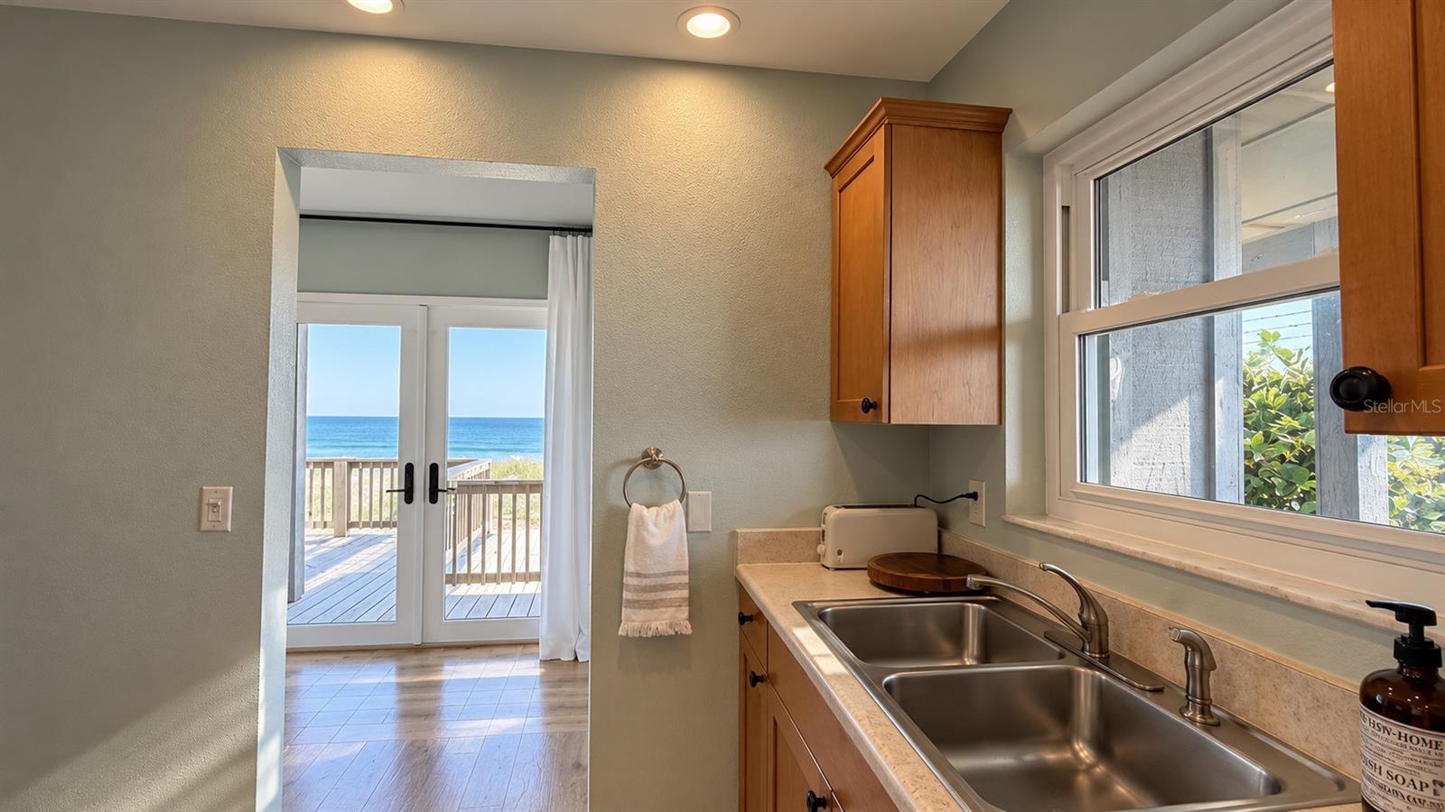8300 W GULF BOULEVARD, Treasure Island, FL 33706