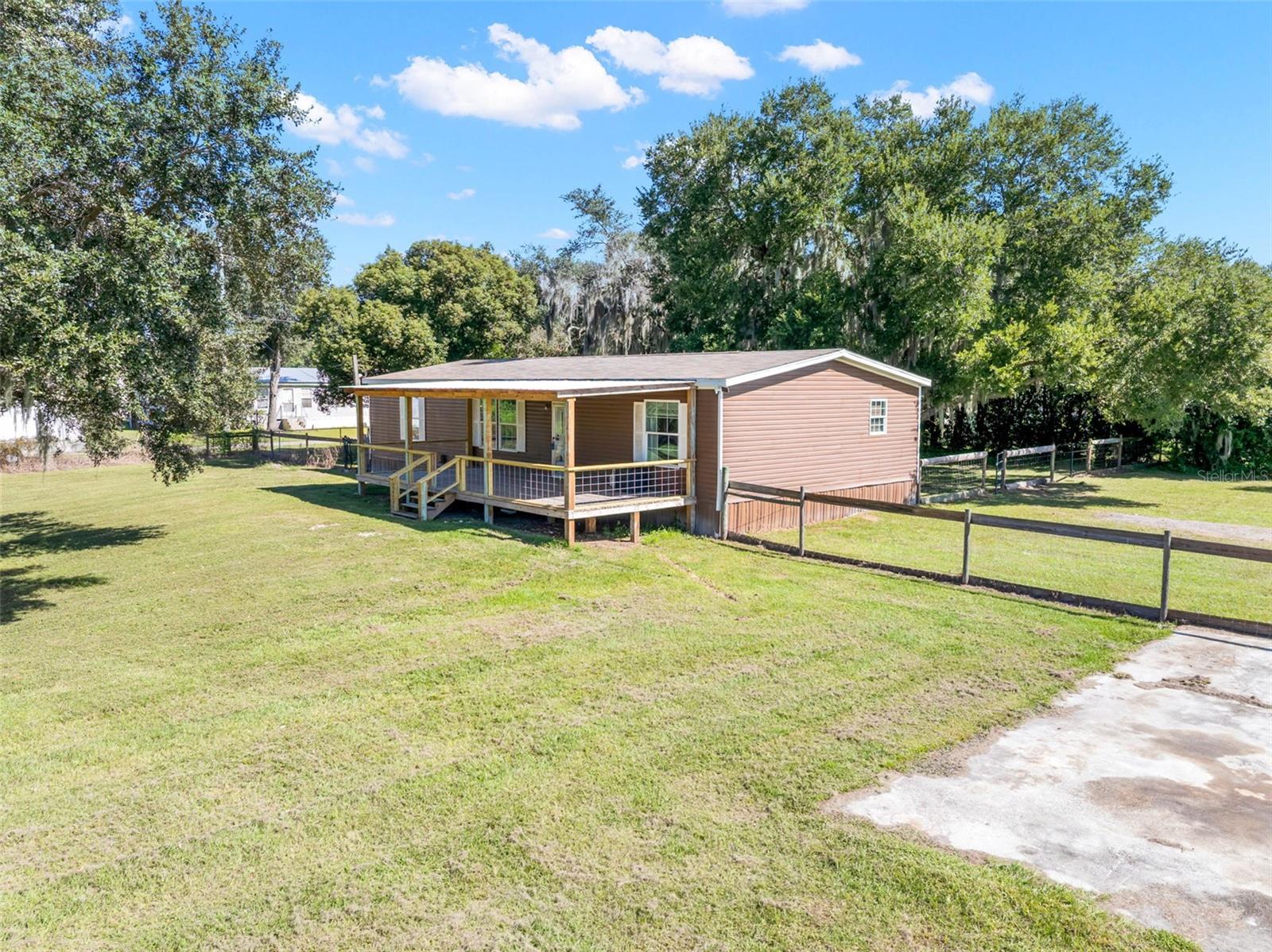 10127 GEORGE SMITH ROAD, Lithia, FL 33547