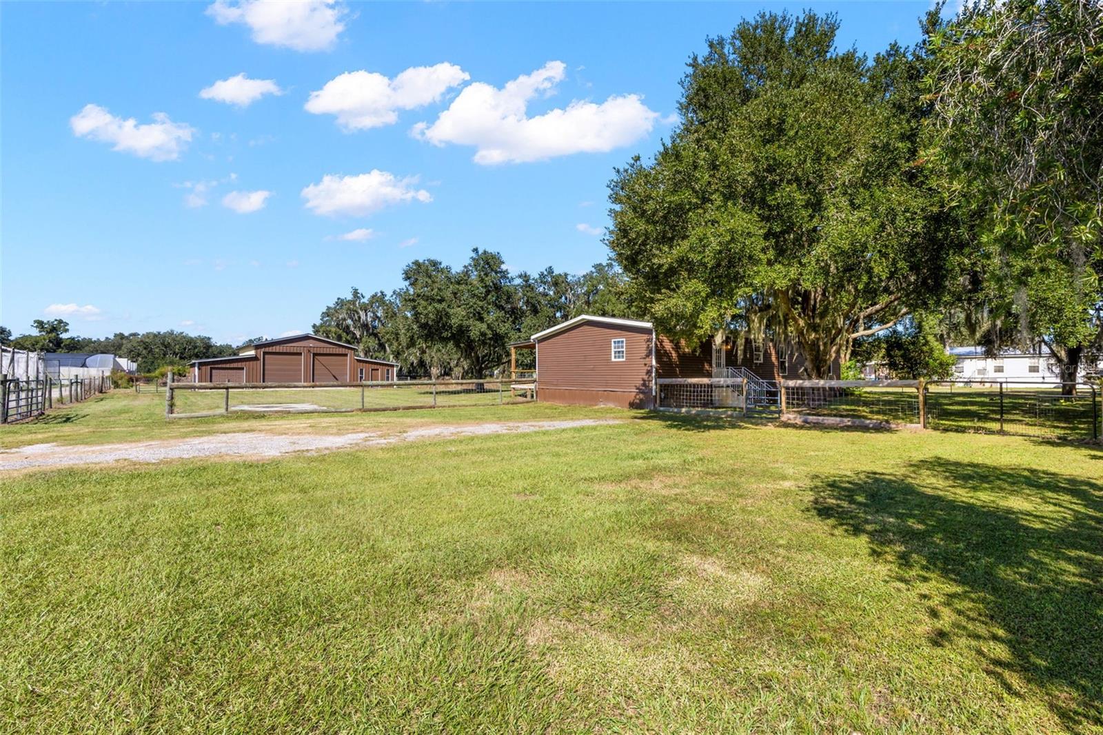10127 GEORGE SMITH ROAD, Lithia, FL 33547