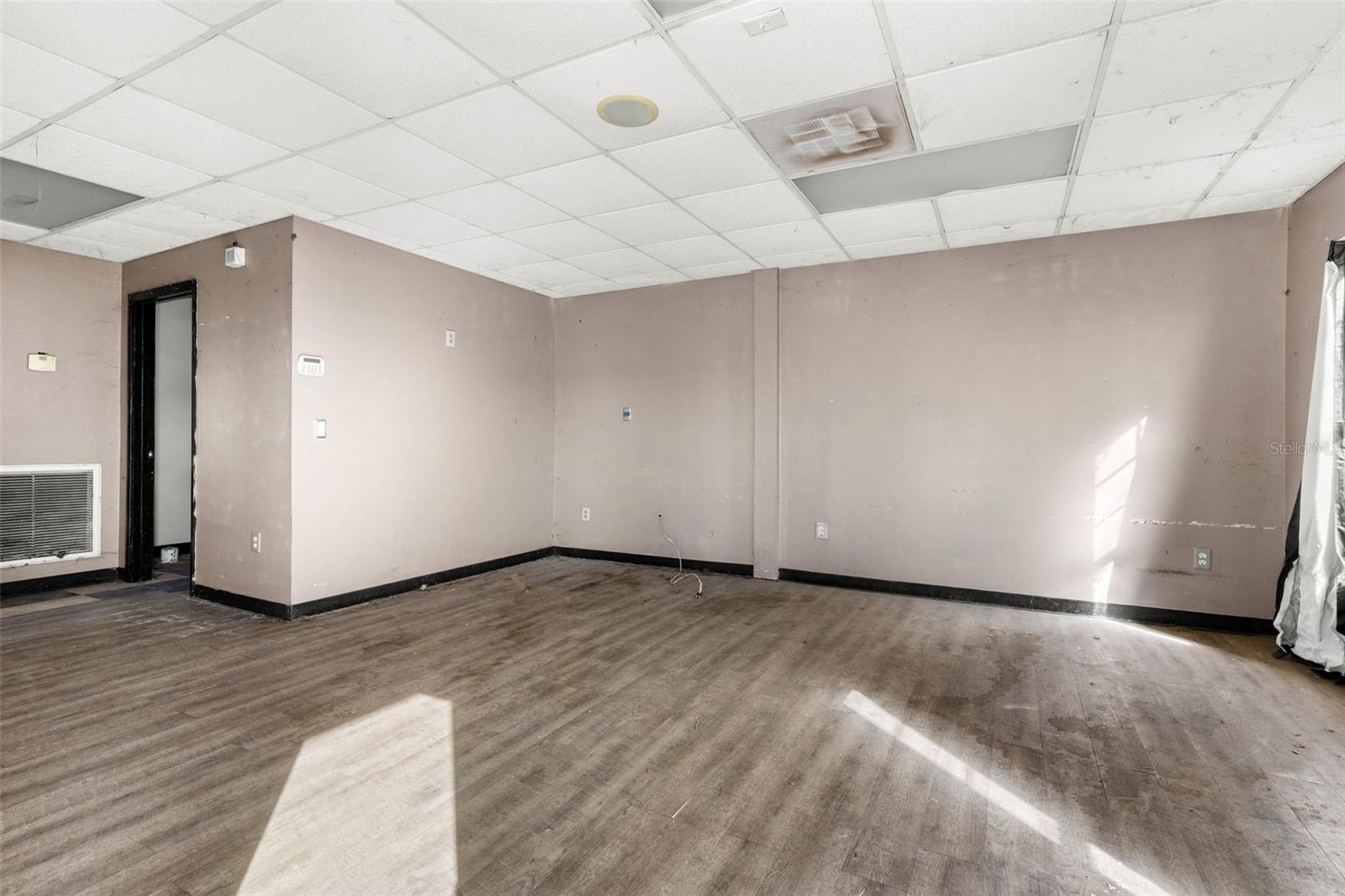 10127 GEORGE SMITH ROAD, Lithia, FL 33547