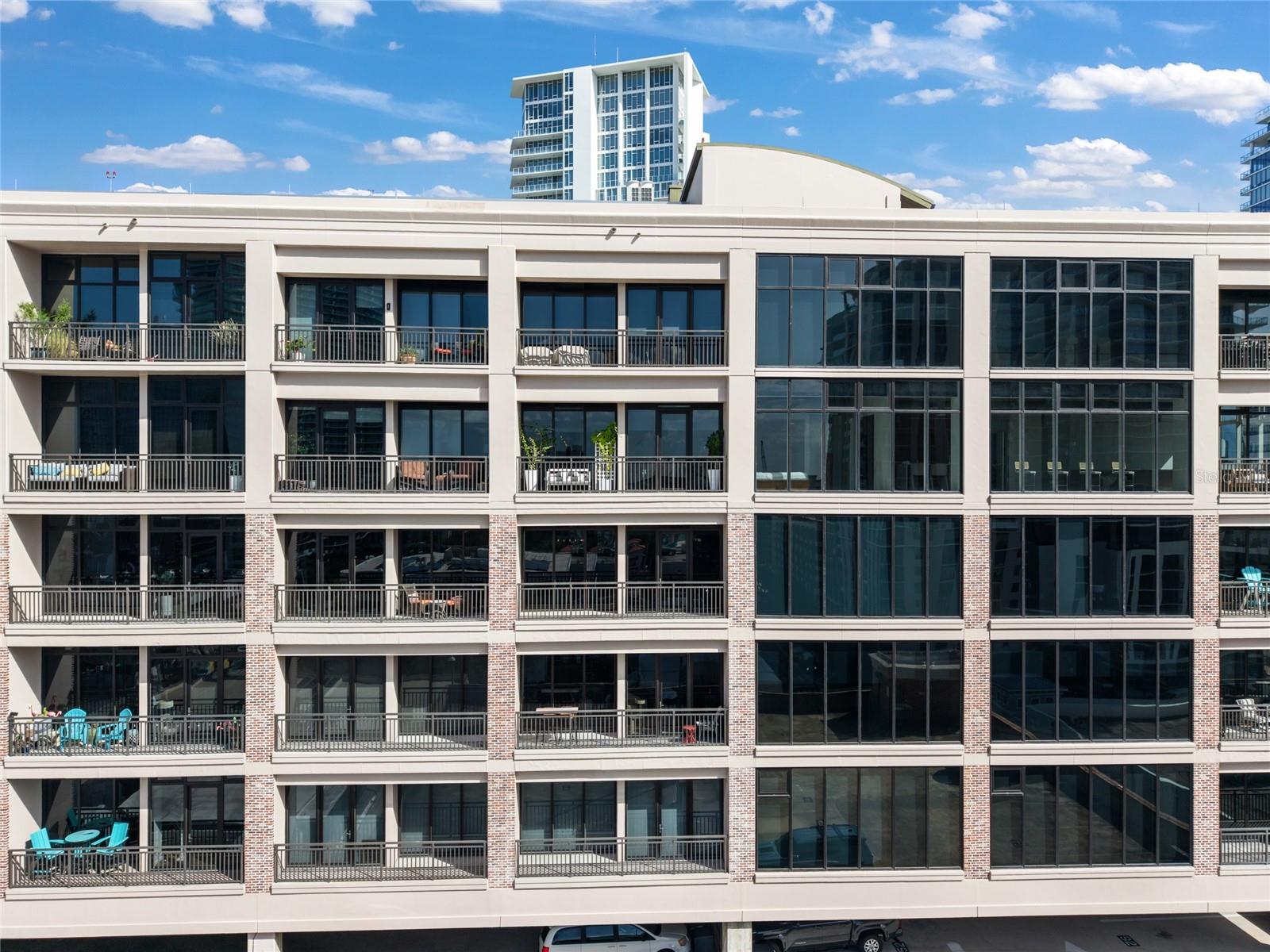 175 2ND STREET S, #1012, St Petersburg, FL 33701