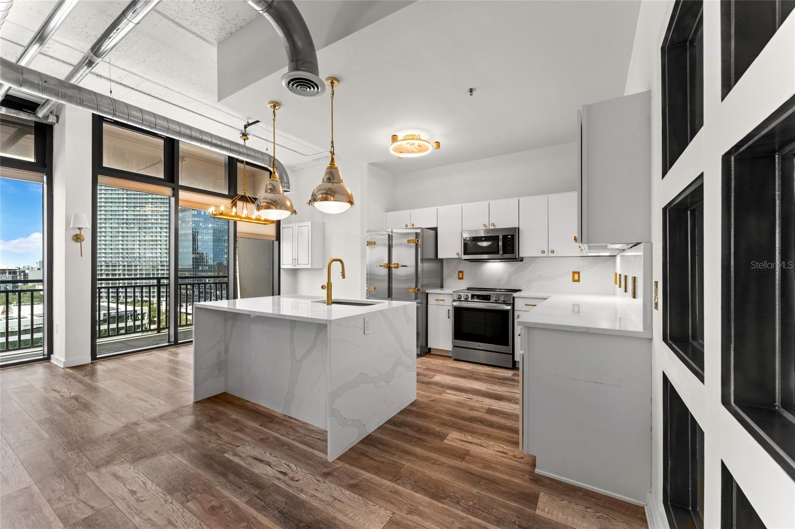 175 2ND STREET S, #1012, St Petersburg, FL 33701