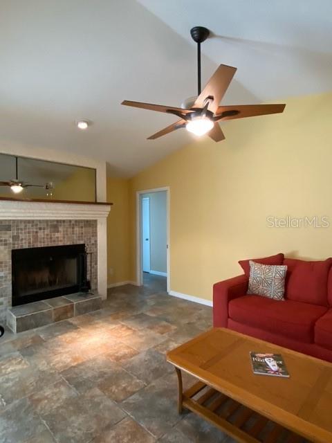 2711 WILLOW OAKS DRIVE, Valrico, FL 33594