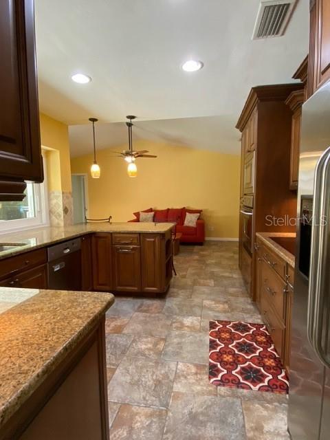 2711 WILLOW OAKS DRIVE, Valrico, FL 33594