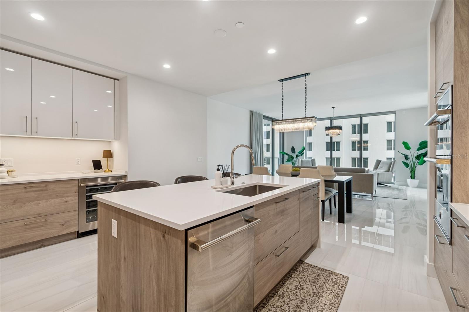 301 1ST STREET S, #1007, St Petersburg, FL 33701