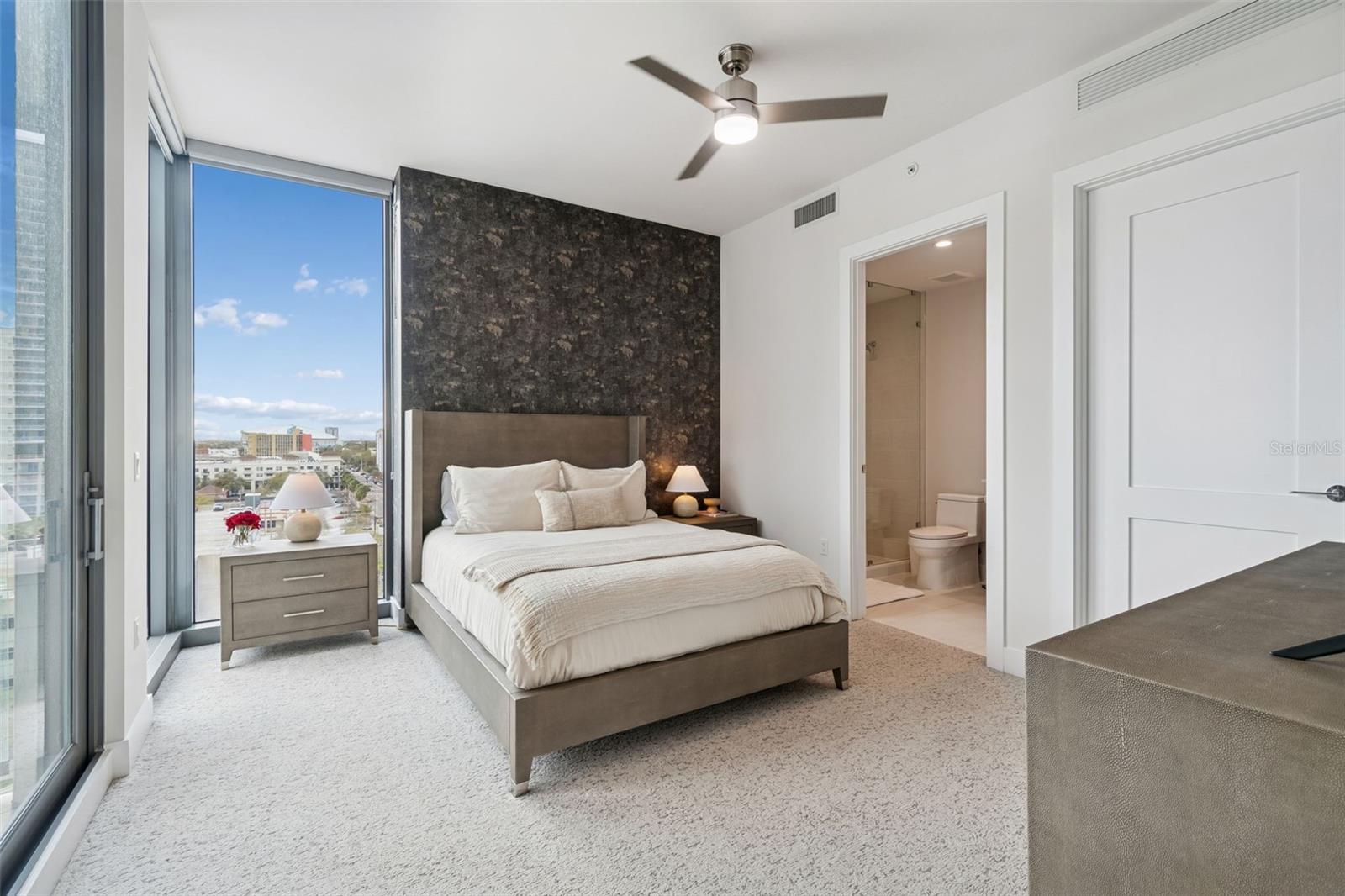 Guest bedroom