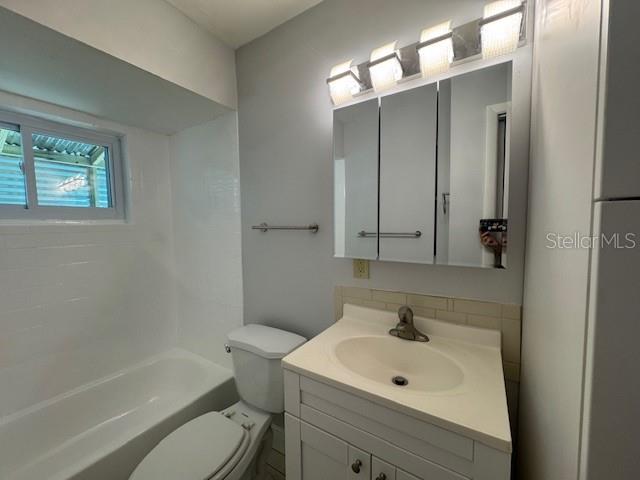714 5TH AVENUE NE, #A, Largo, FL 33770