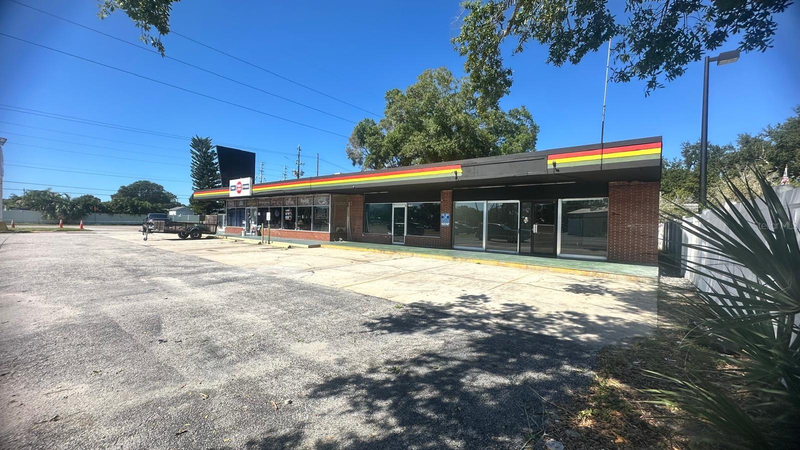 1500 CAMBRIDGE DRIVE, Largo, FL 33756