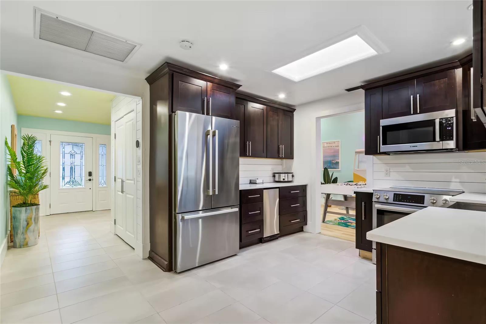 7275 123RD STREET, Seminole, FL 33772