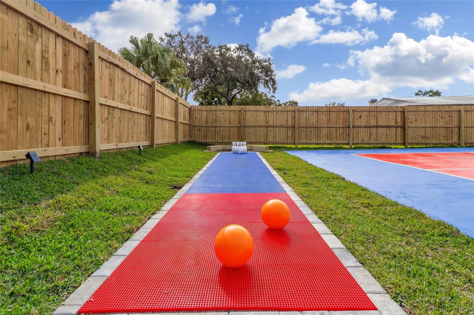 7275 123RD STREET, Seminole, FL 33772
