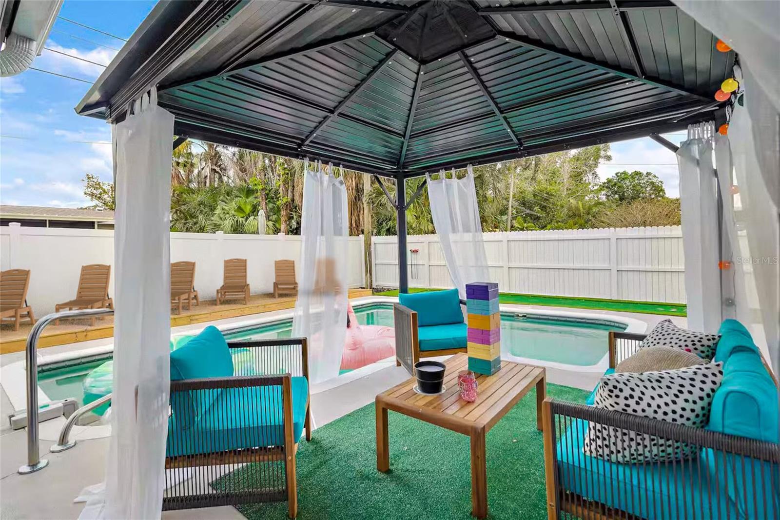 8331 137TH LANE, Seminole, FL 33776 8331 137TH LANE, Seminole, FL 33776