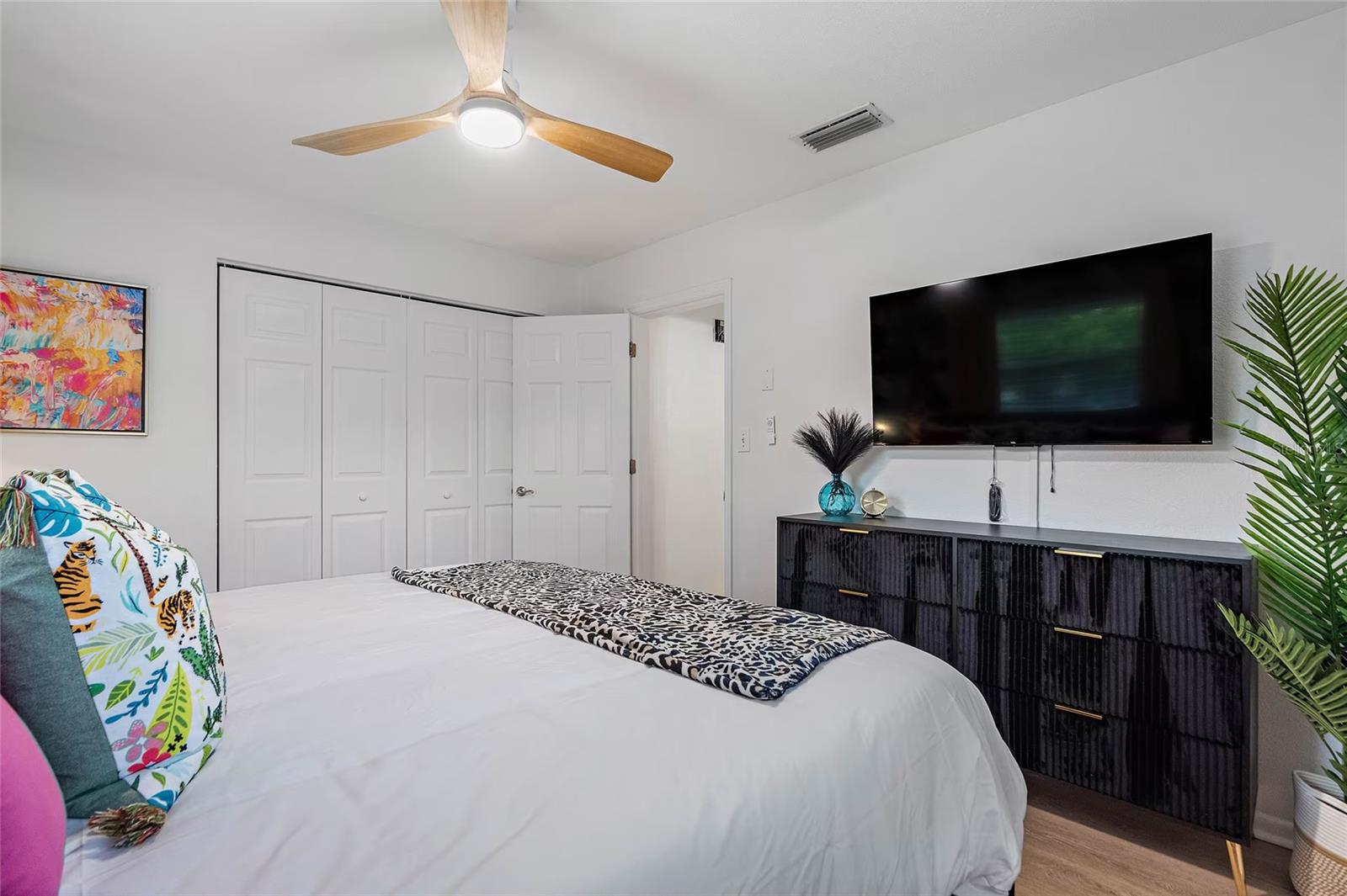 8331 137TH LANE, Seminole, FL 33776
