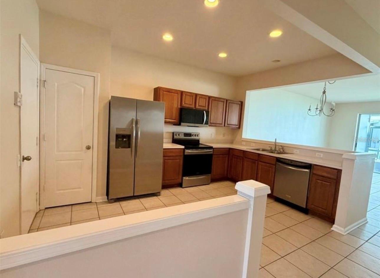 26544 CASTLEVIEW WAY, Wesley Chapel, FL 33544