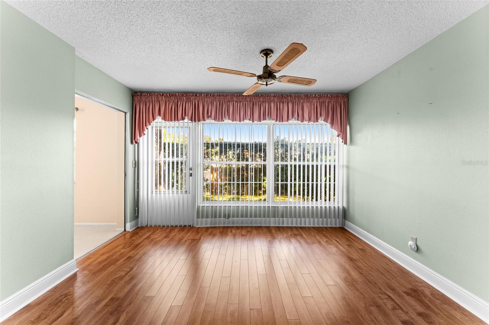 2297 E LARK CIRCLE E, #D, Palm Harbor, FL 34684