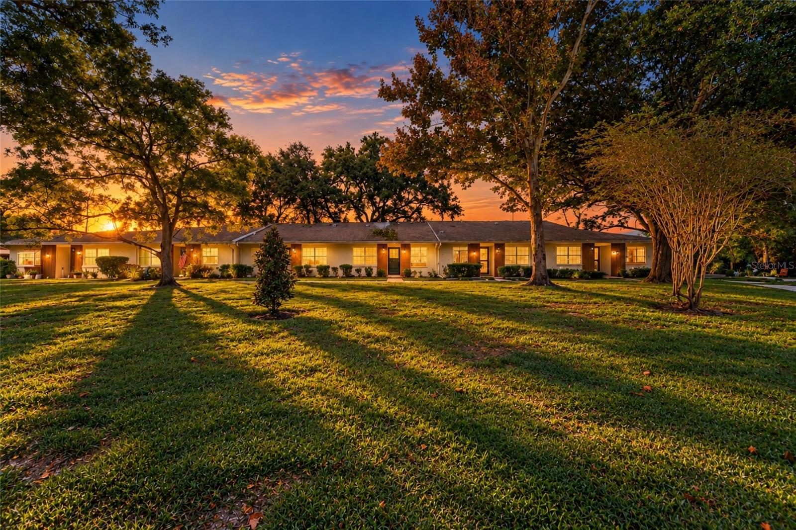 2297 E LARK CIRCLE E, #D, Palm Harbor, FL 34684