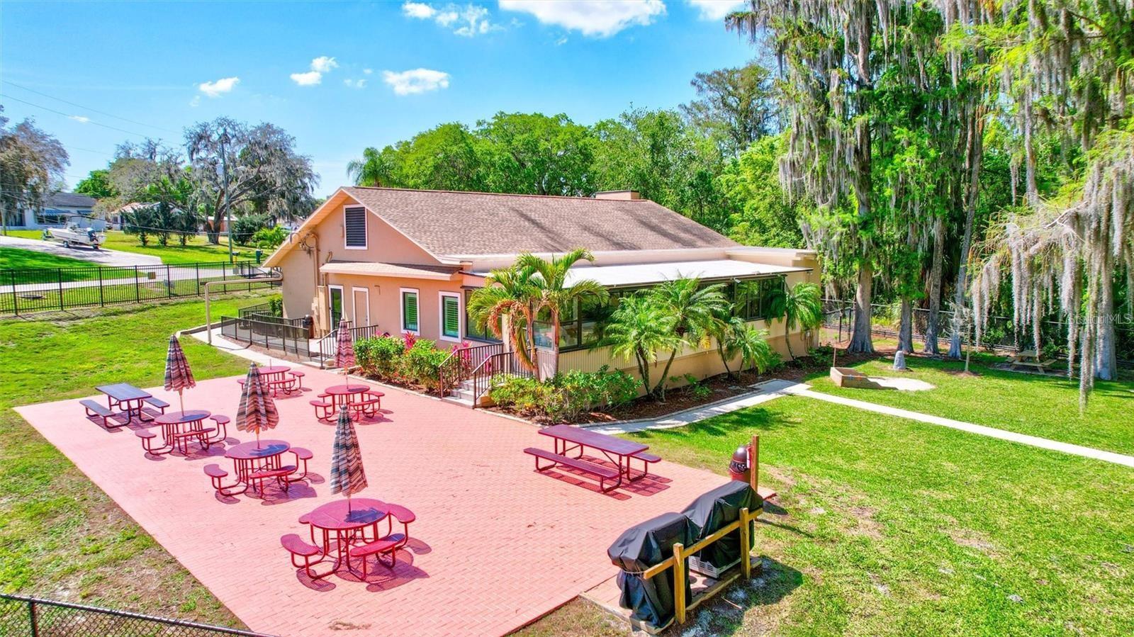 2297 E LARK CIRCLE E, #D, Palm Harbor, FL 34684