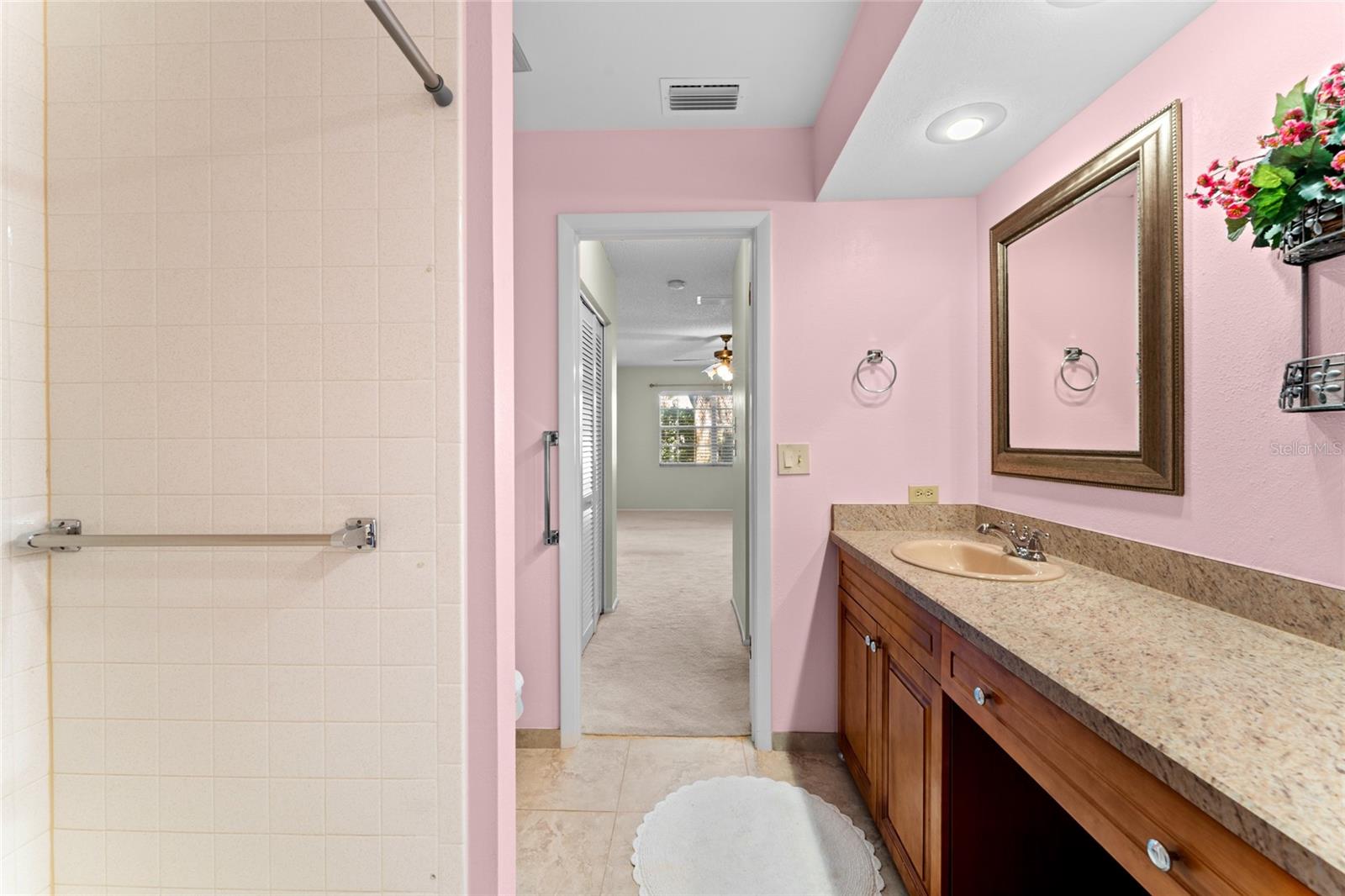 2297 E LARK CIRCLE E, #D, Palm Harbor, FL 34684