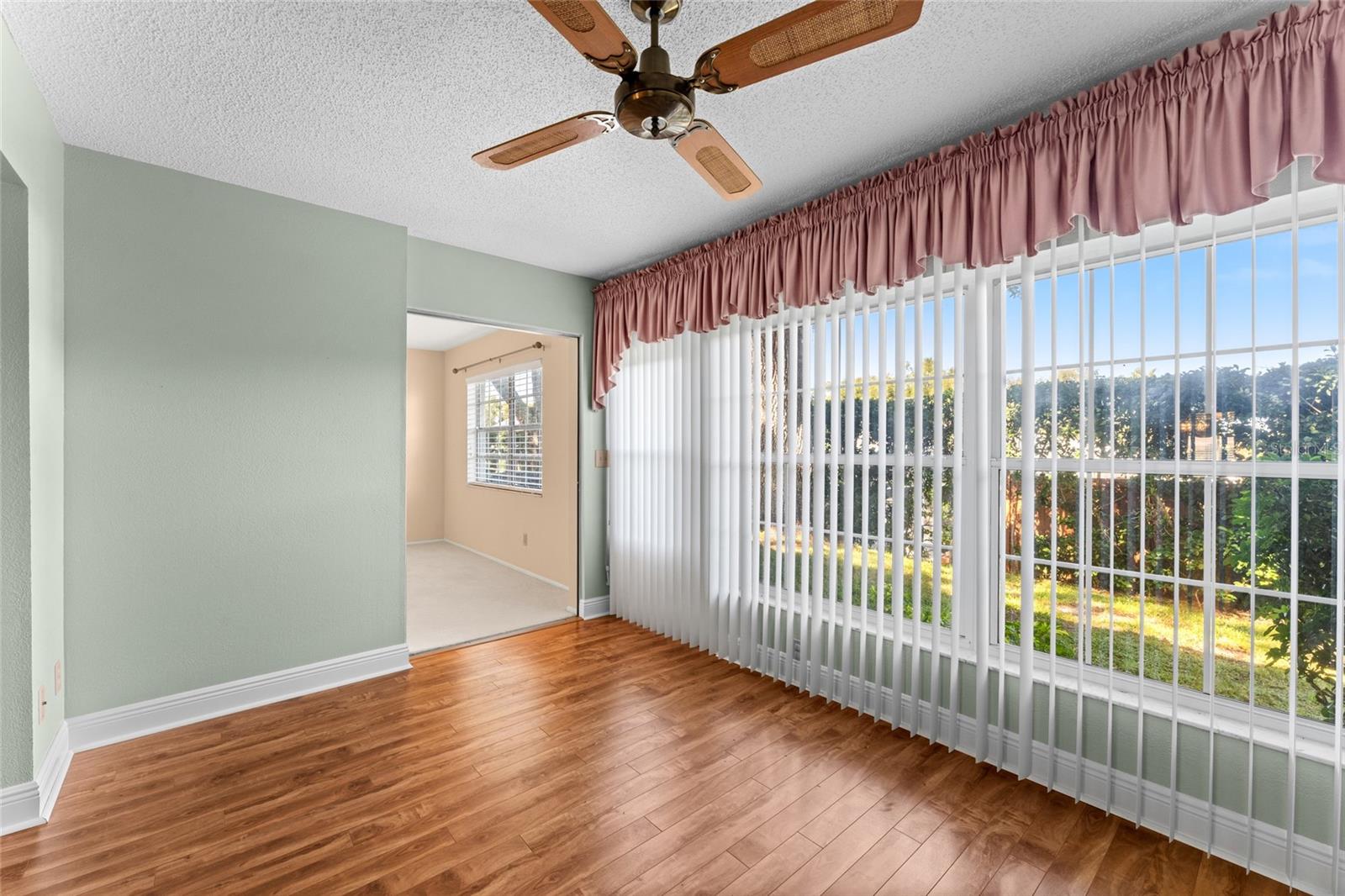 2297 E LARK CIRCLE E, #D, Palm Harbor, FL 34684