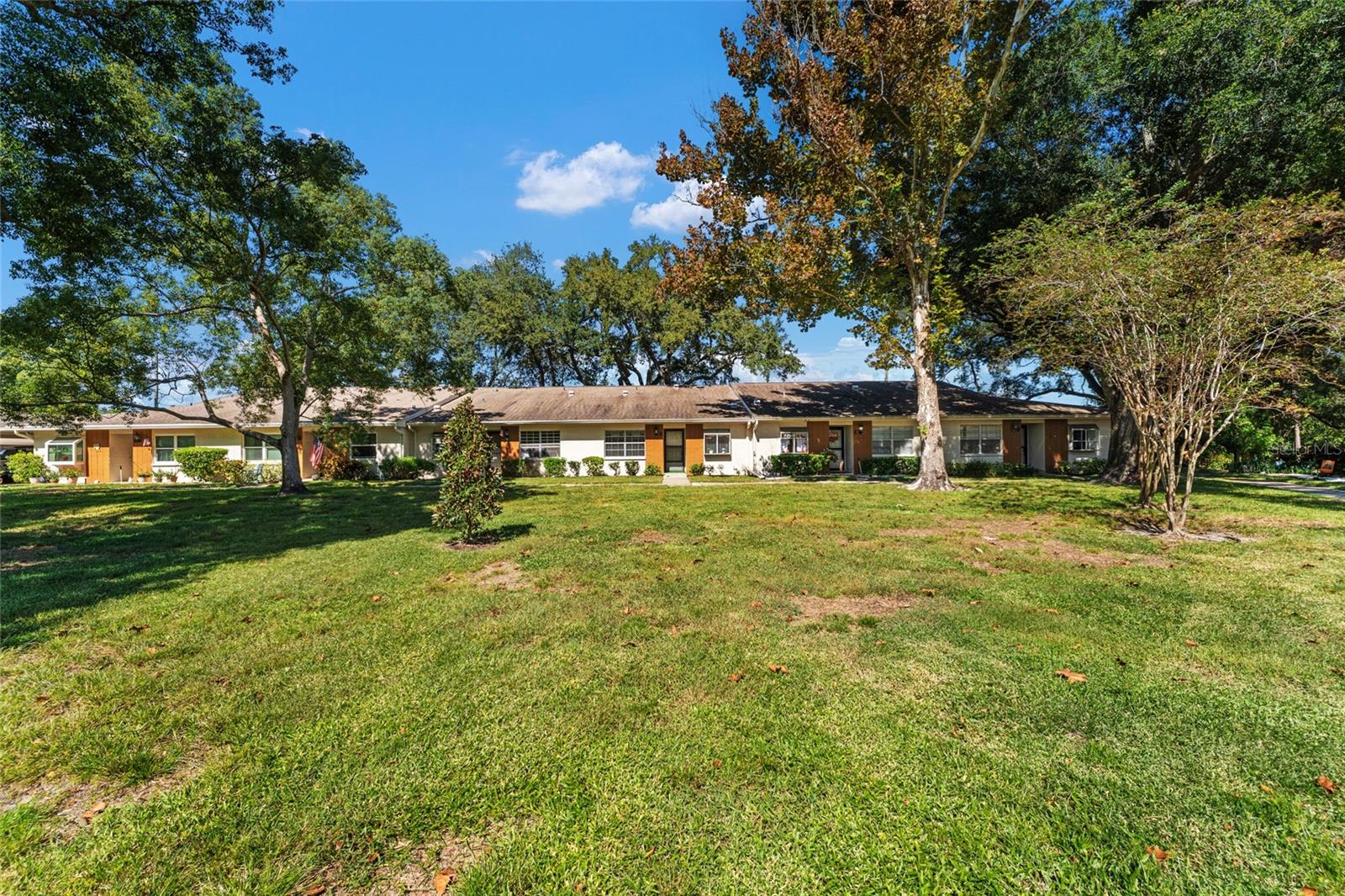 2297 E LARK CIRCLE E, #D, Palm Harbor, FL 34684