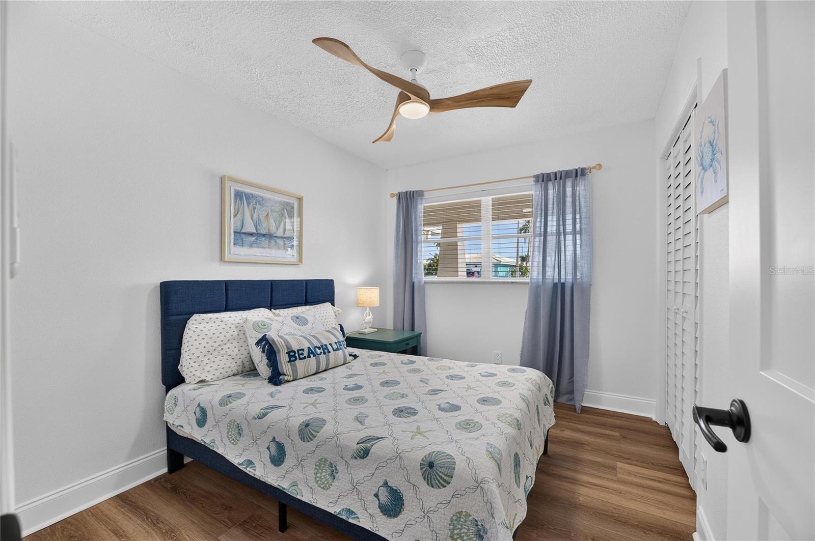 1016 SILVER PALM WAY, Apollo Beach, FL 33572
