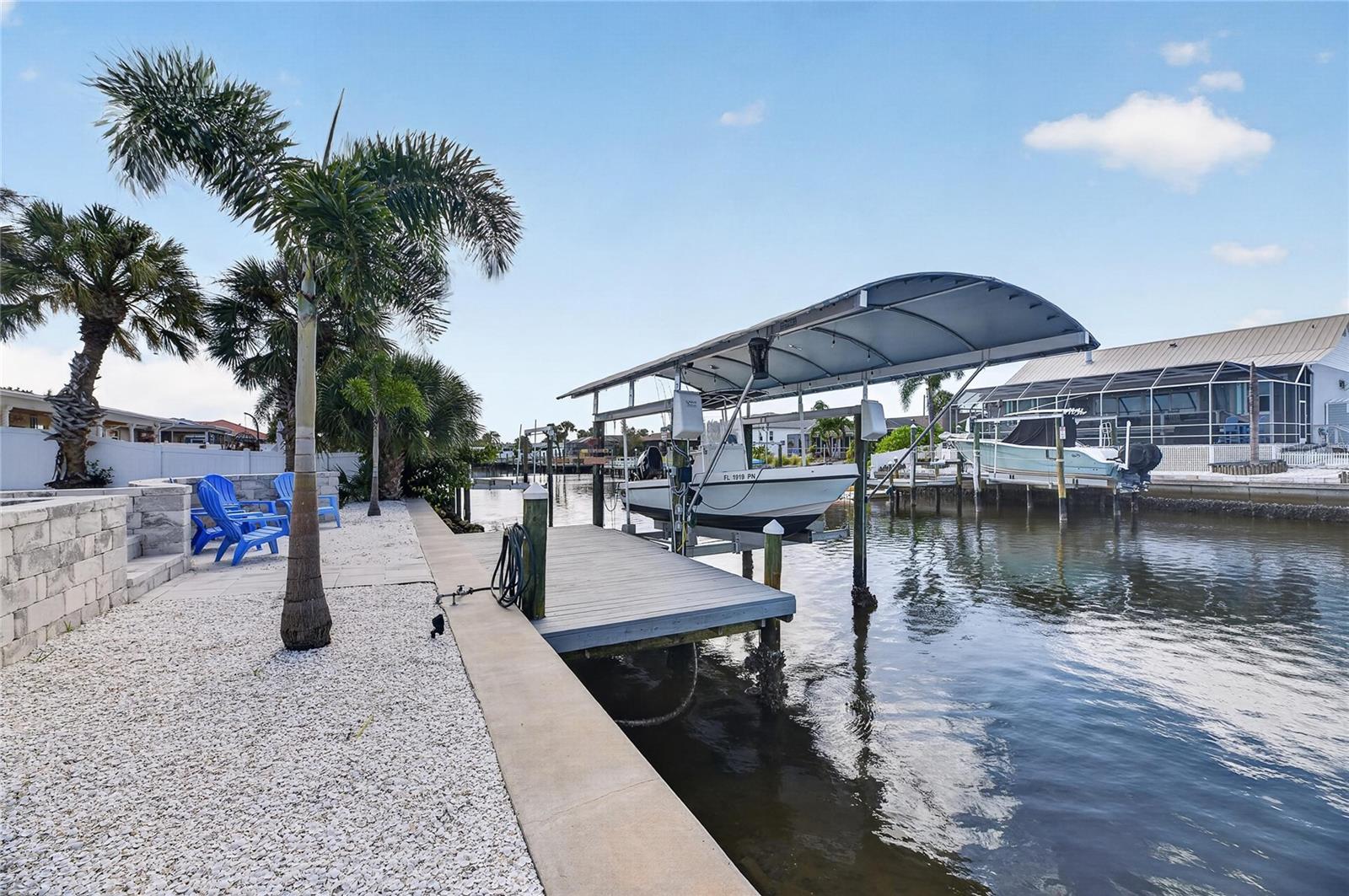 1016 SILVER PALM WAY, Apollo Beach, FL 33572