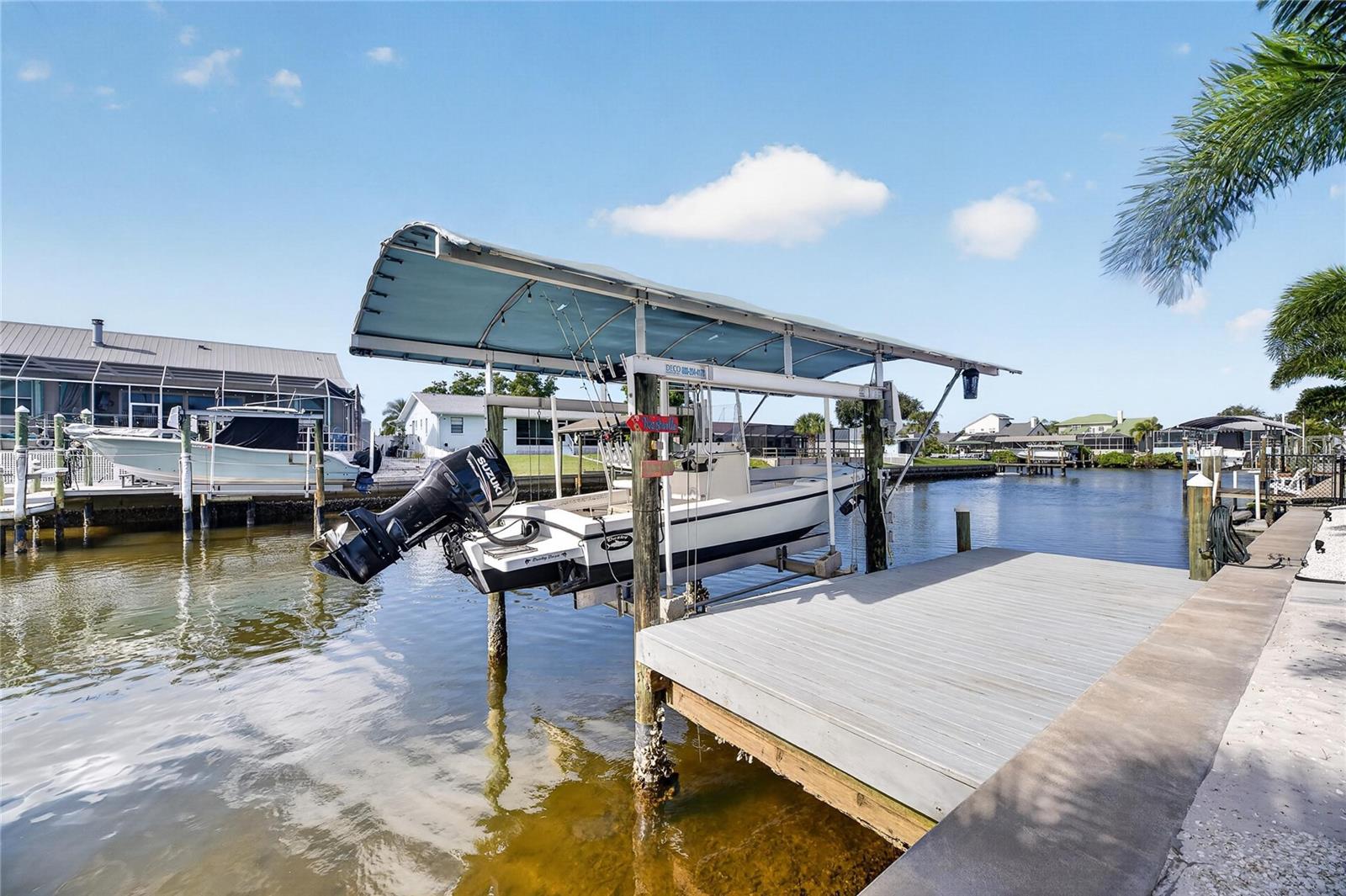 1016 SILVER PALM WAY, Apollo Beach, FL 33572