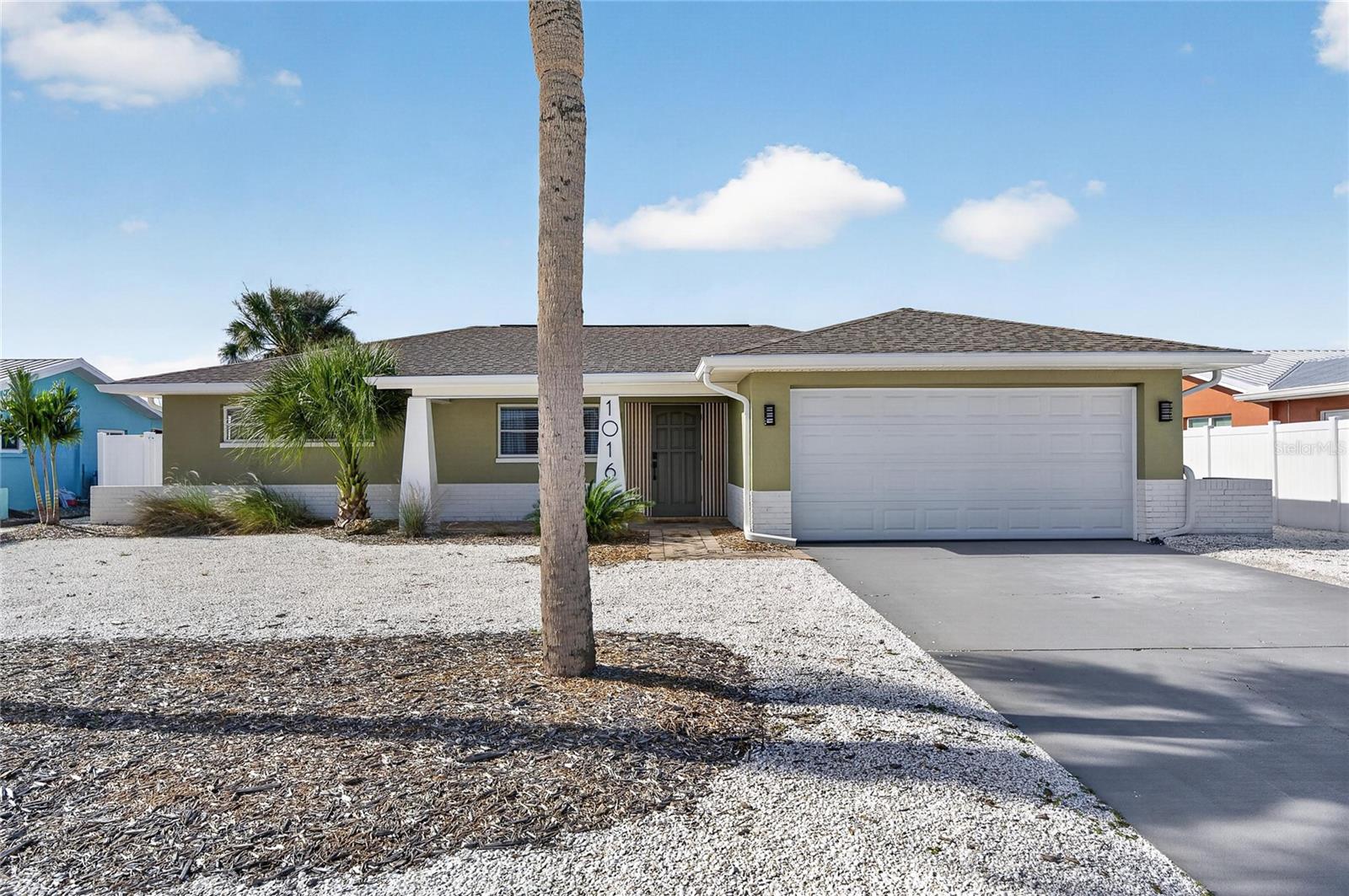 1016 SILVER PALM WAY, Apollo Beach, FL 33572 1016 SILVER PALM WAY, Apollo Beach, FL 33572