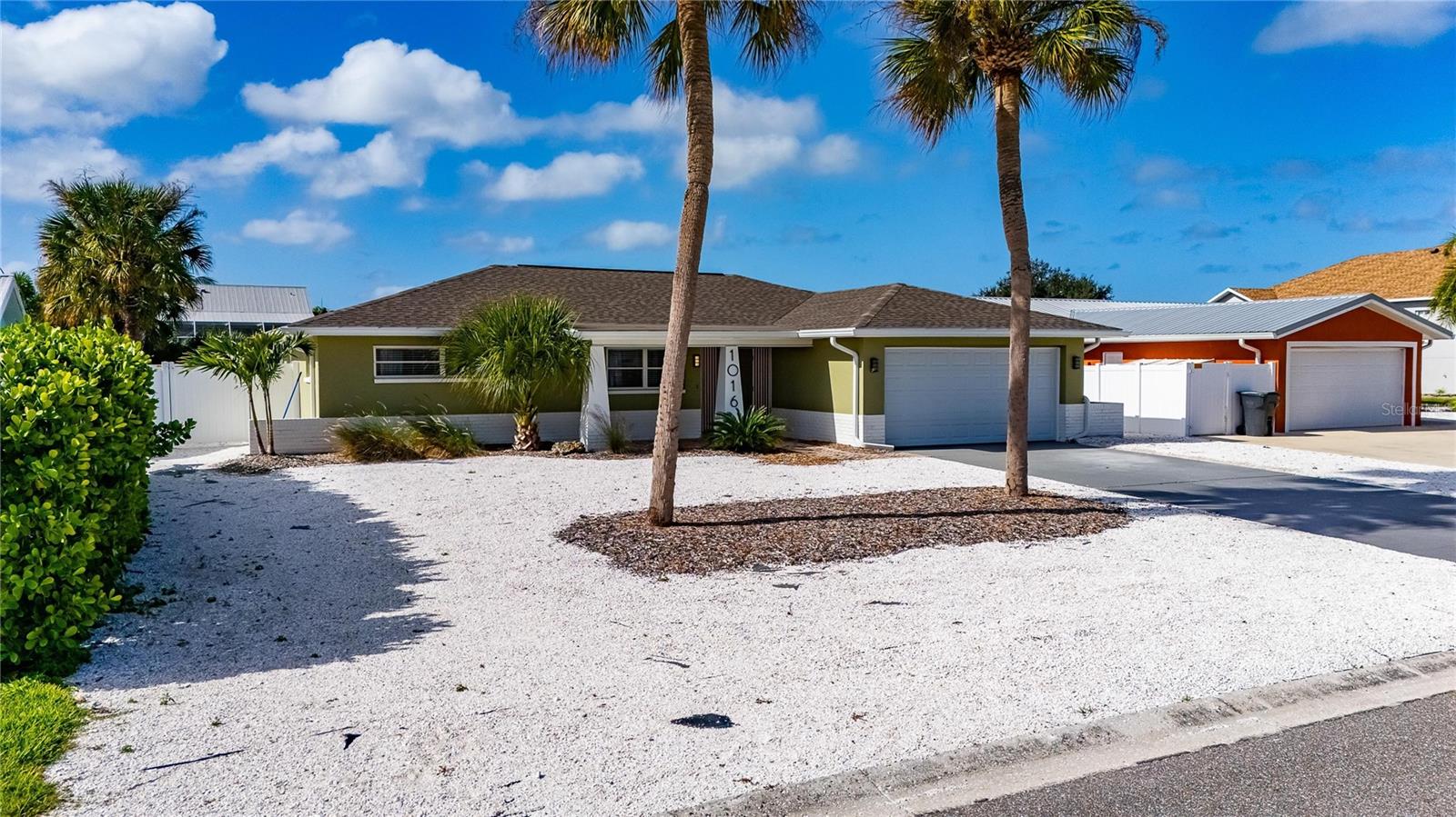 1016 SILVER PALM WAY, Apollo Beach, FL 33572