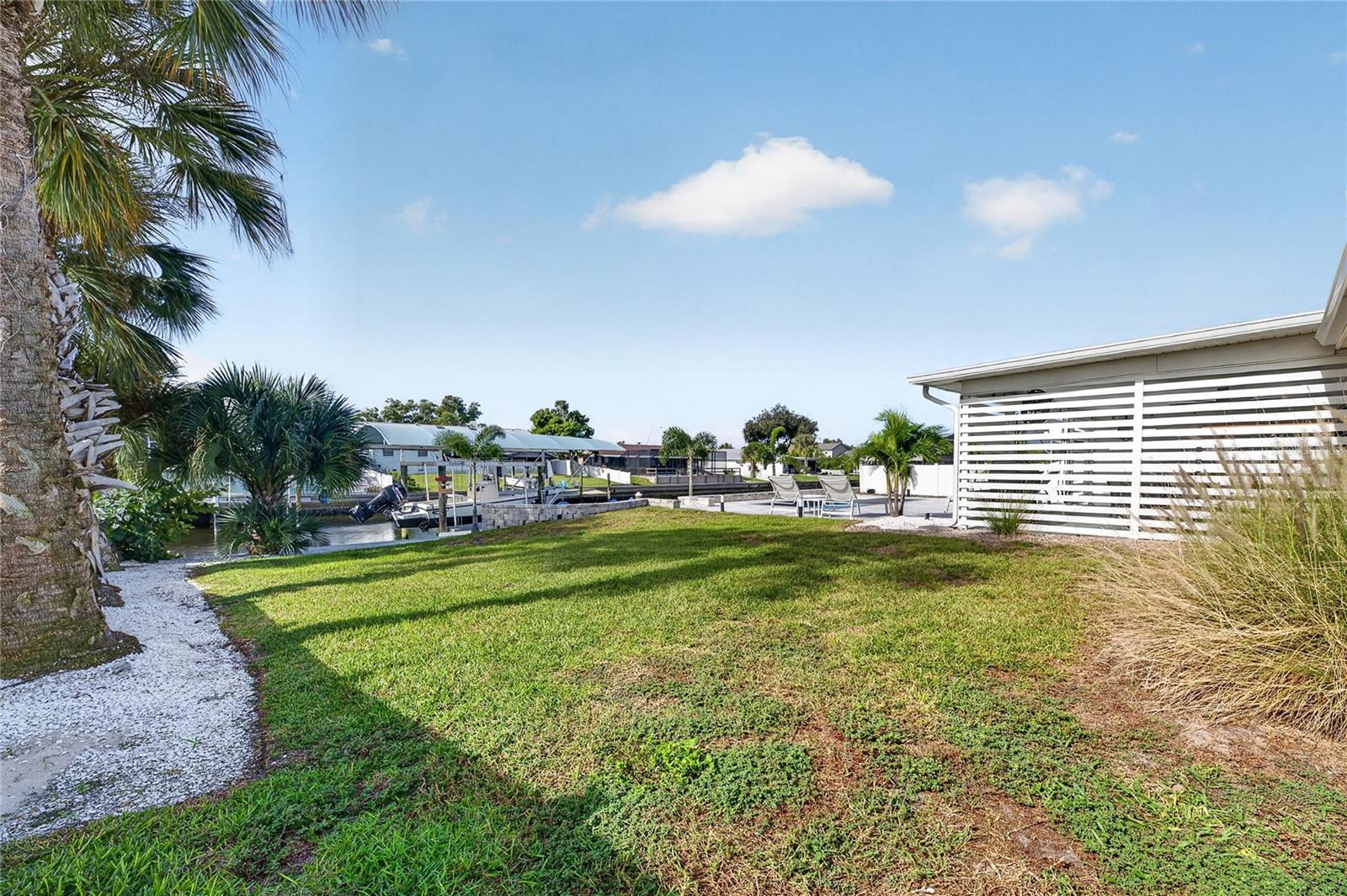 1016 SILVER PALM WAY, Apollo Beach, FL 33572