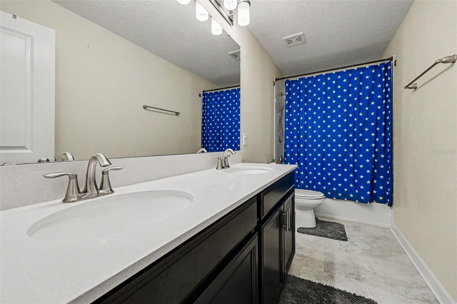 8995 CROQUET COURT, Davenport, FL 33896