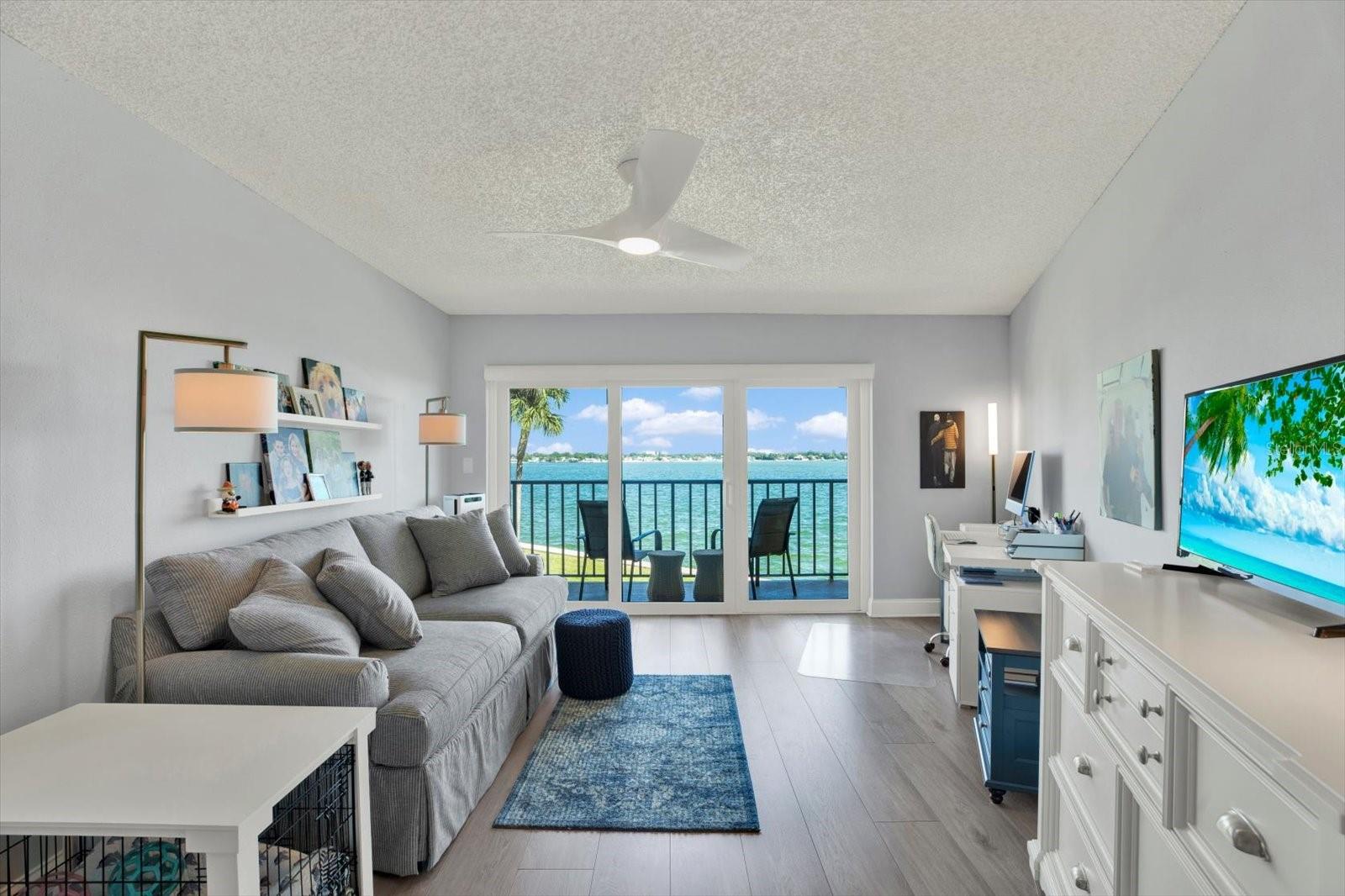 7540 SUNSHINE SKYWAY LANE S, #117, St Petersburg, FL 33711