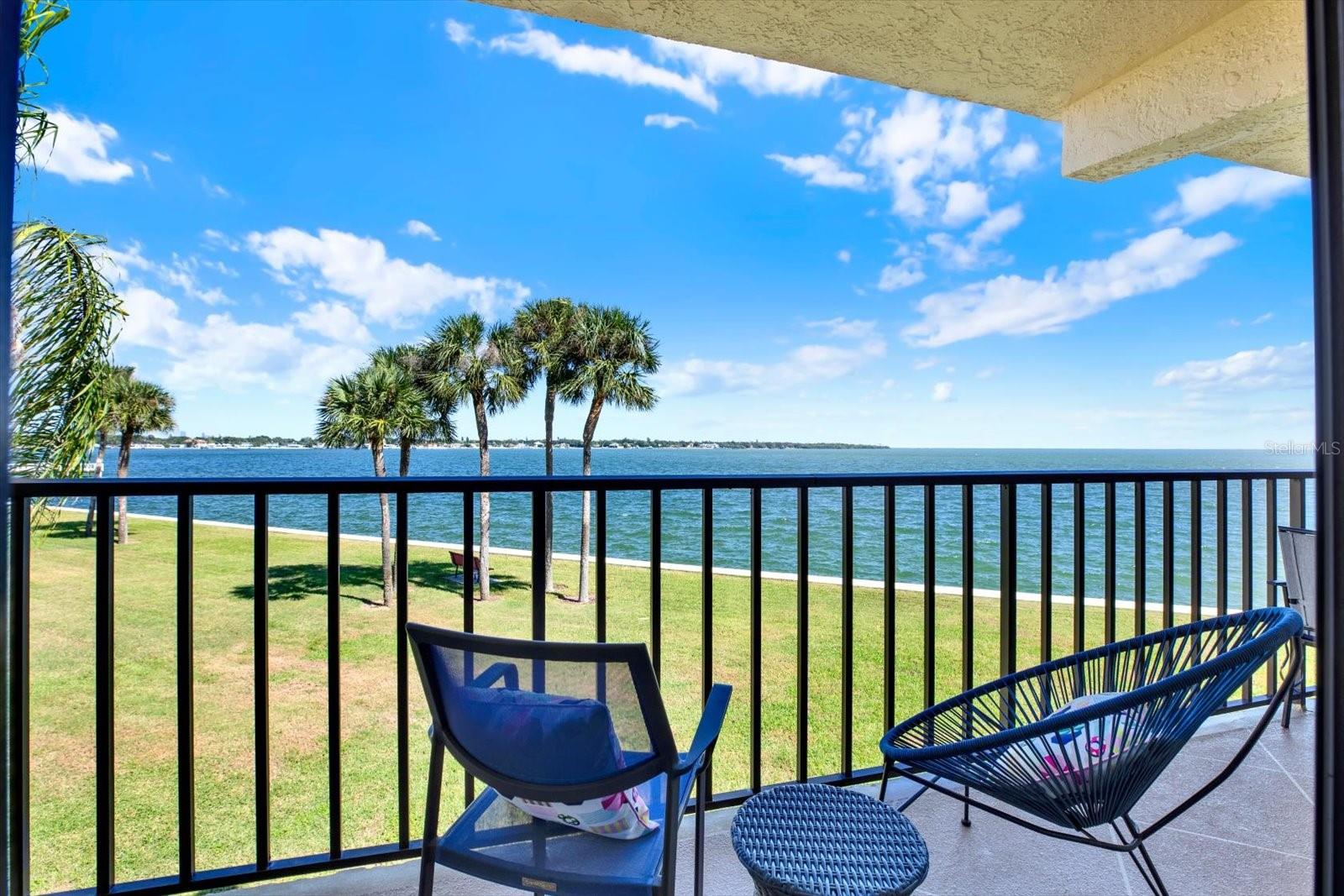 7540 SUNSHINE SKYWAY LANE S, #117, St Petersburg, FL 33711