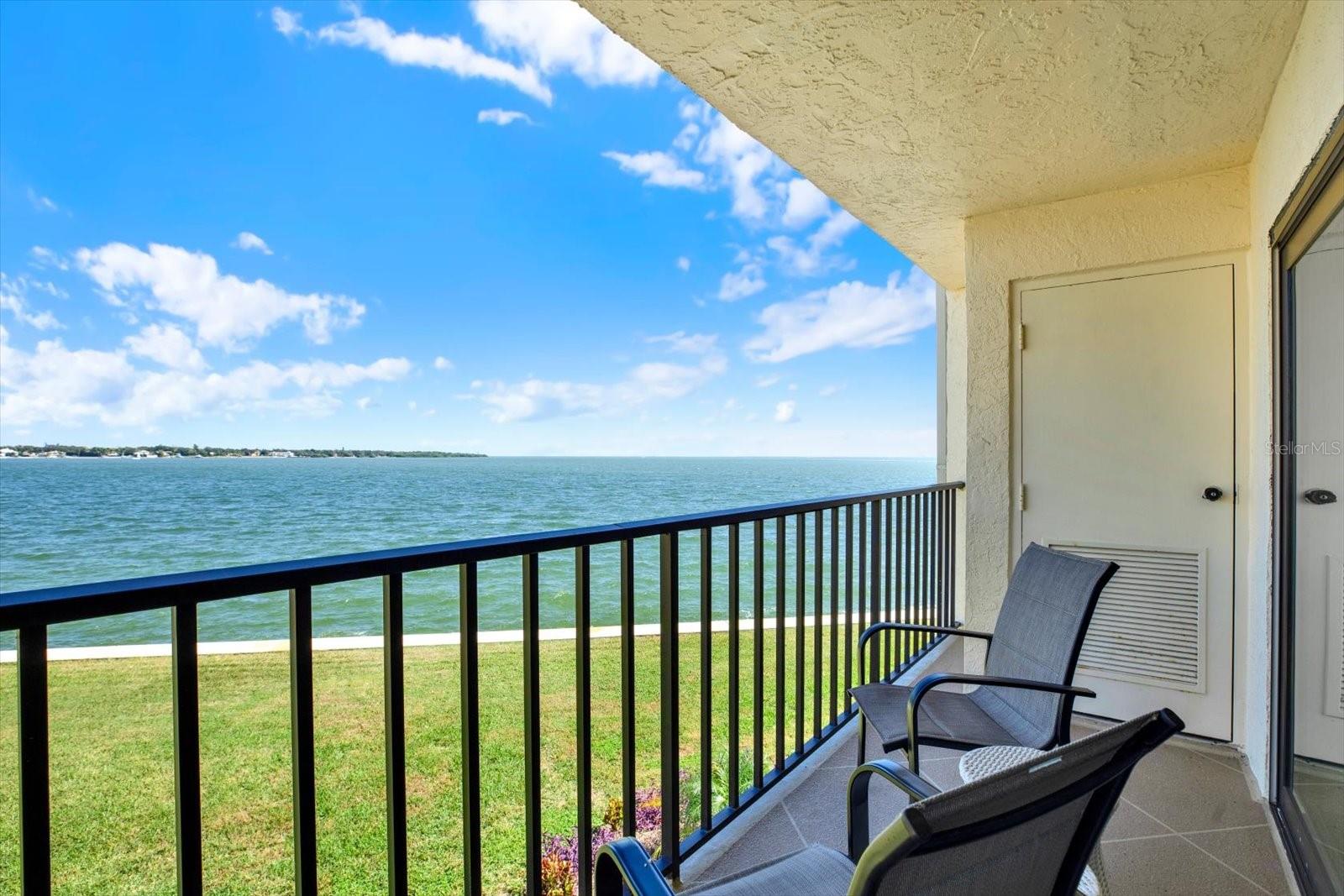 7540 SUNSHINE SKYWAY LANE S, #117, St Petersburg, FL 33711