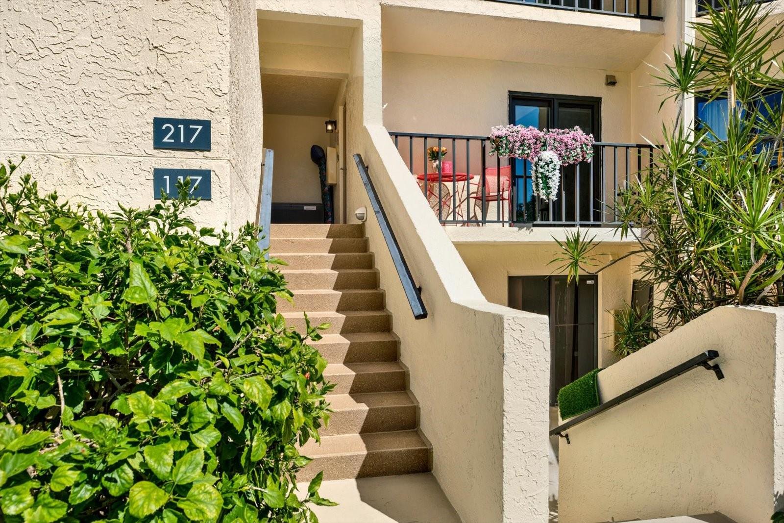 7540 SUNSHINE SKYWAY LANE S, #117, St Petersburg, FL 33711