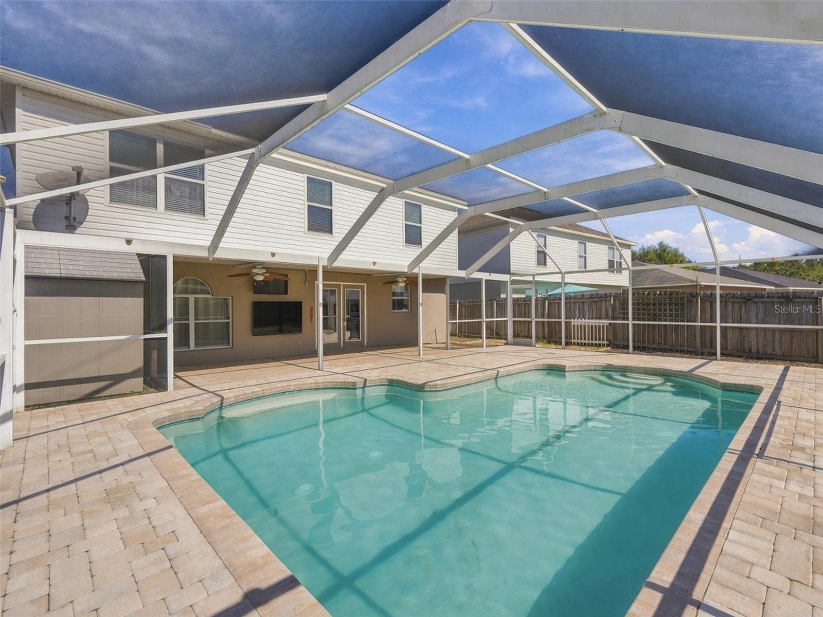 12739 KINGS LAKE DRIVE, Gibsonton, FL 33534