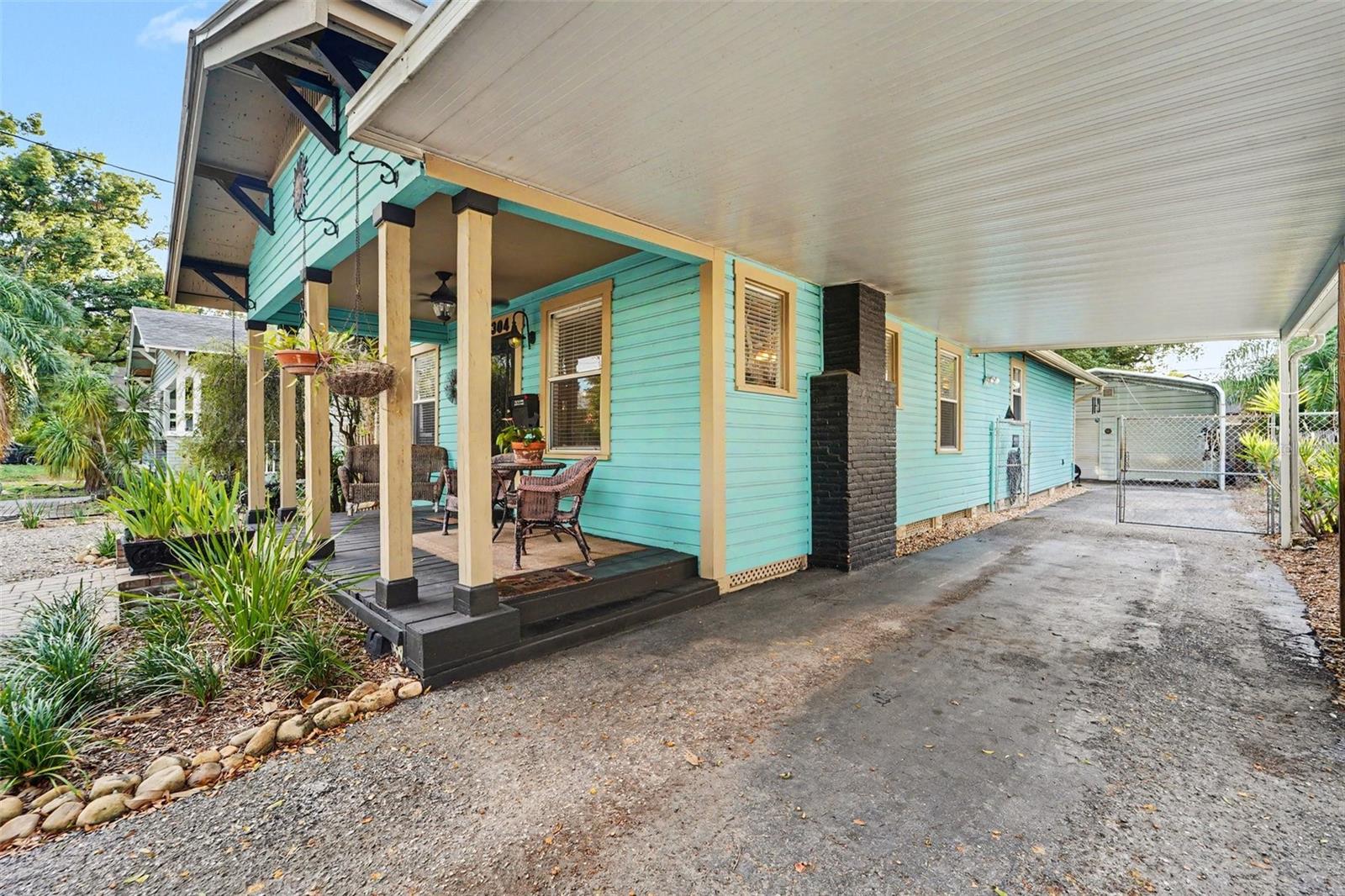 4304 N MARGUERITE STREET, Tampa, FL 33603