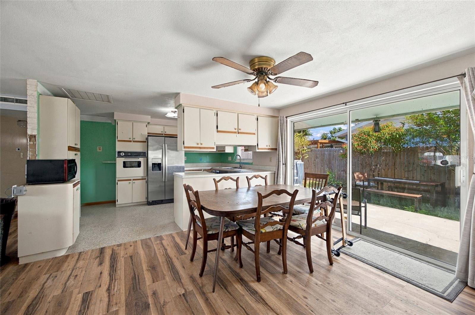 8573 76TH AVENUE, Seminole, FL 33777