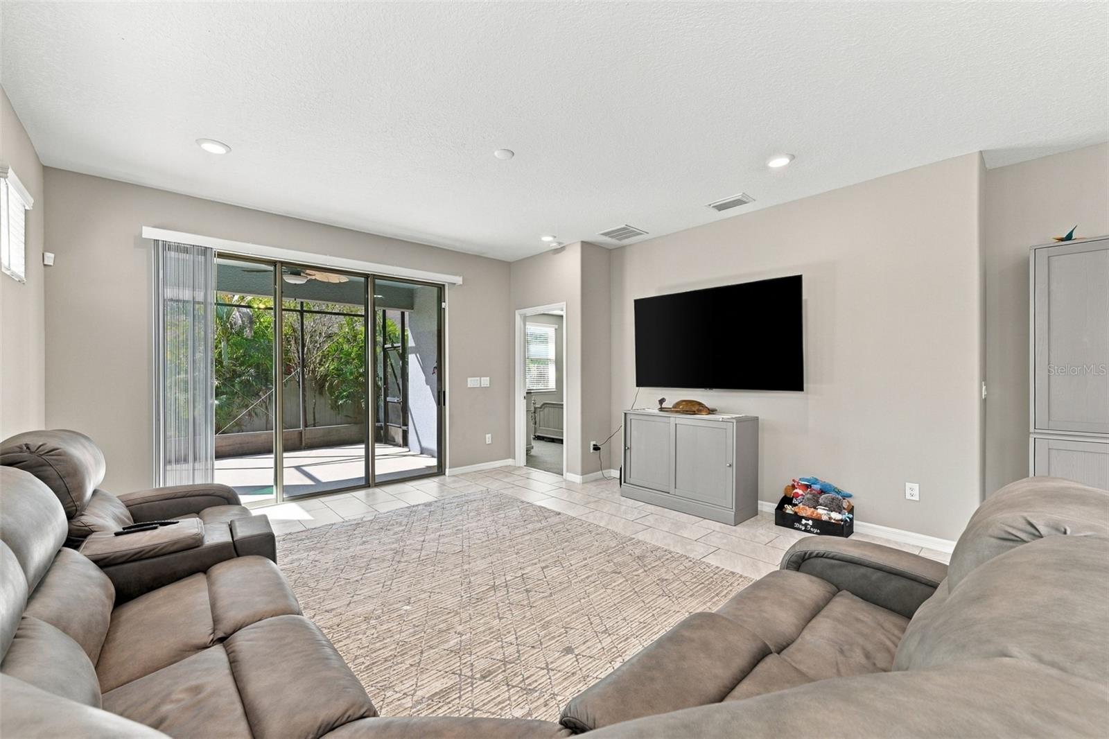 6345 CLIVEDEN COURT, Apollo Beach, FL 33572
